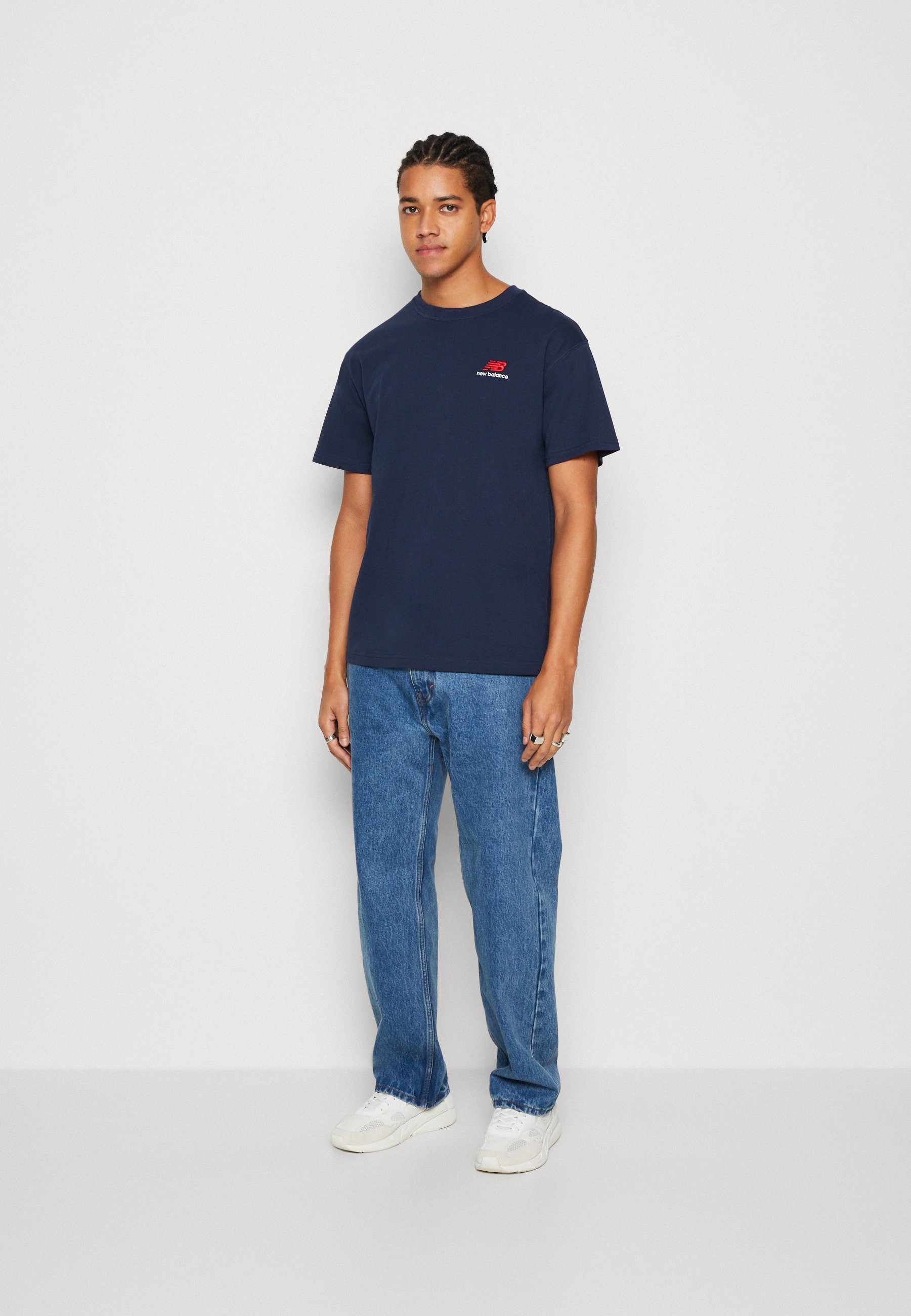 NB UNISSENTIALS UNISEX - Basic T-shirt - natural indigo/dark blue
