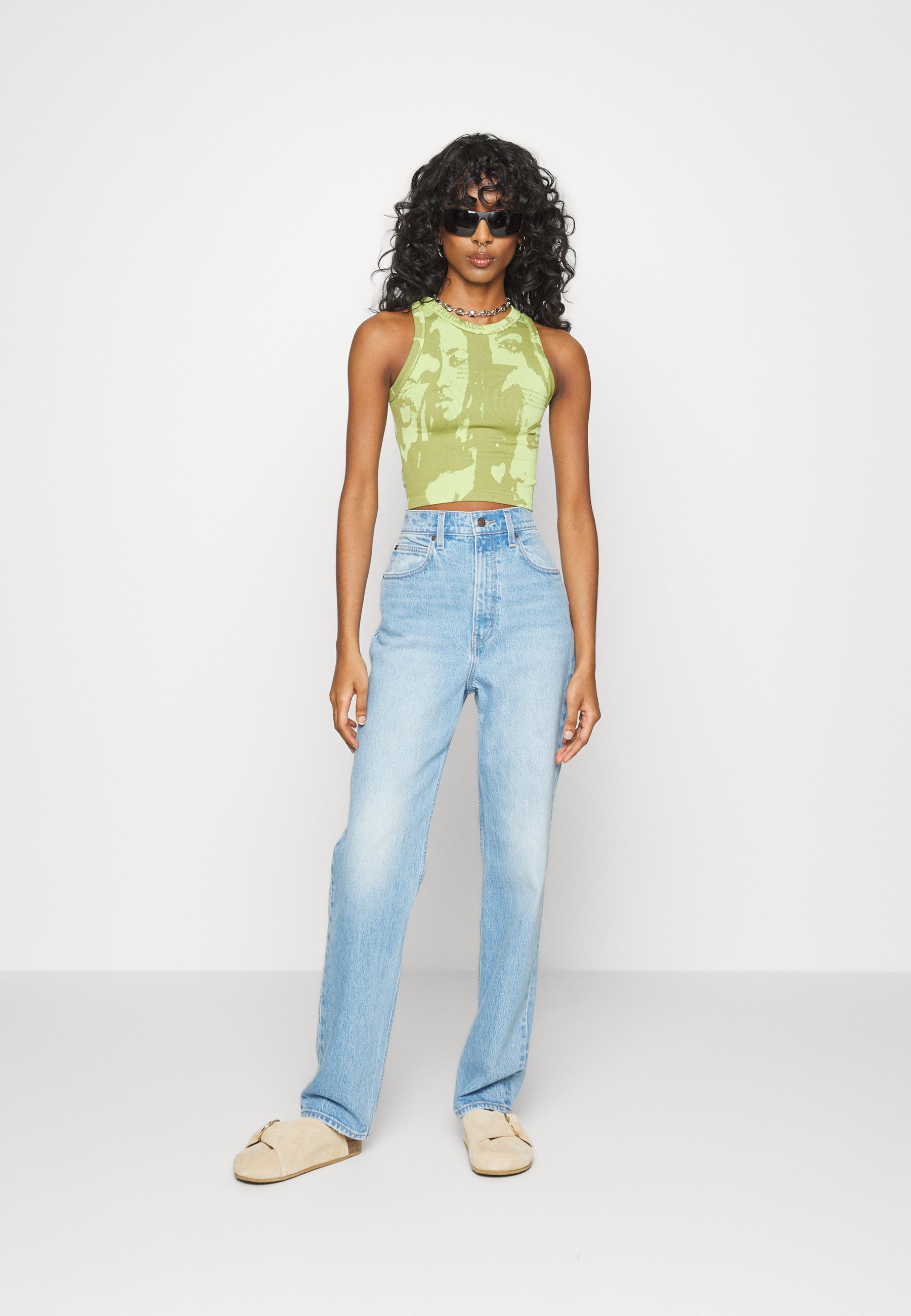 Levi's® 70S HIGH SLIM STRAIGHT - Straight leg jeans - medium indigo worn in/stone blue denim