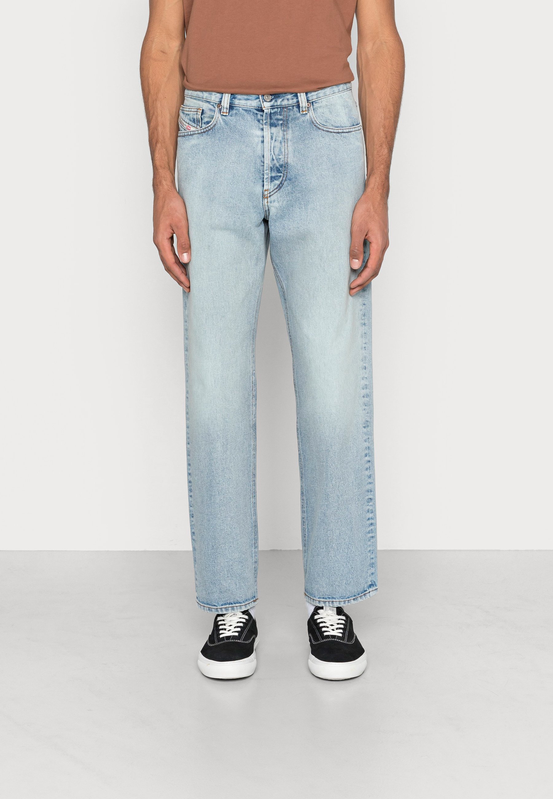 Diesel 2010 - Relaxed fit jeans - 09c14 01/light-blue denim