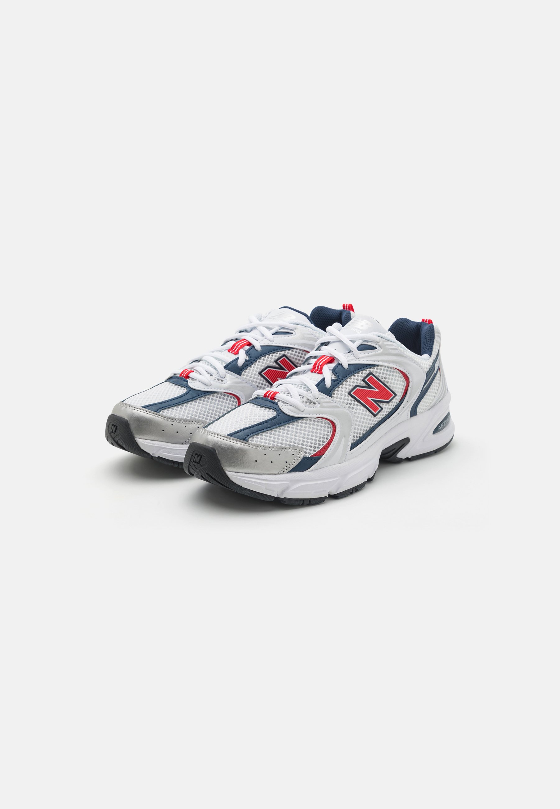 NB 530 UNISEX - Trainers - white
