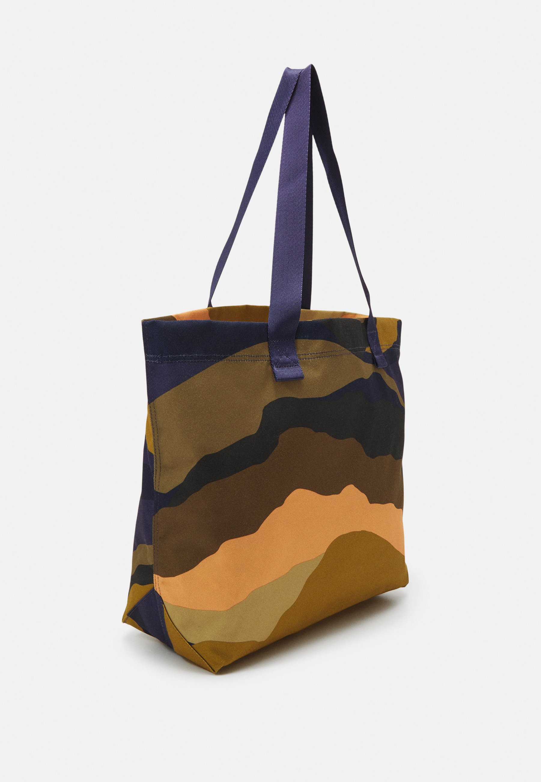 Converse WINTERIZED GRAPHIC TOTE BAG UNISEX - Tote bag - mountainscape aop/multi-coloured