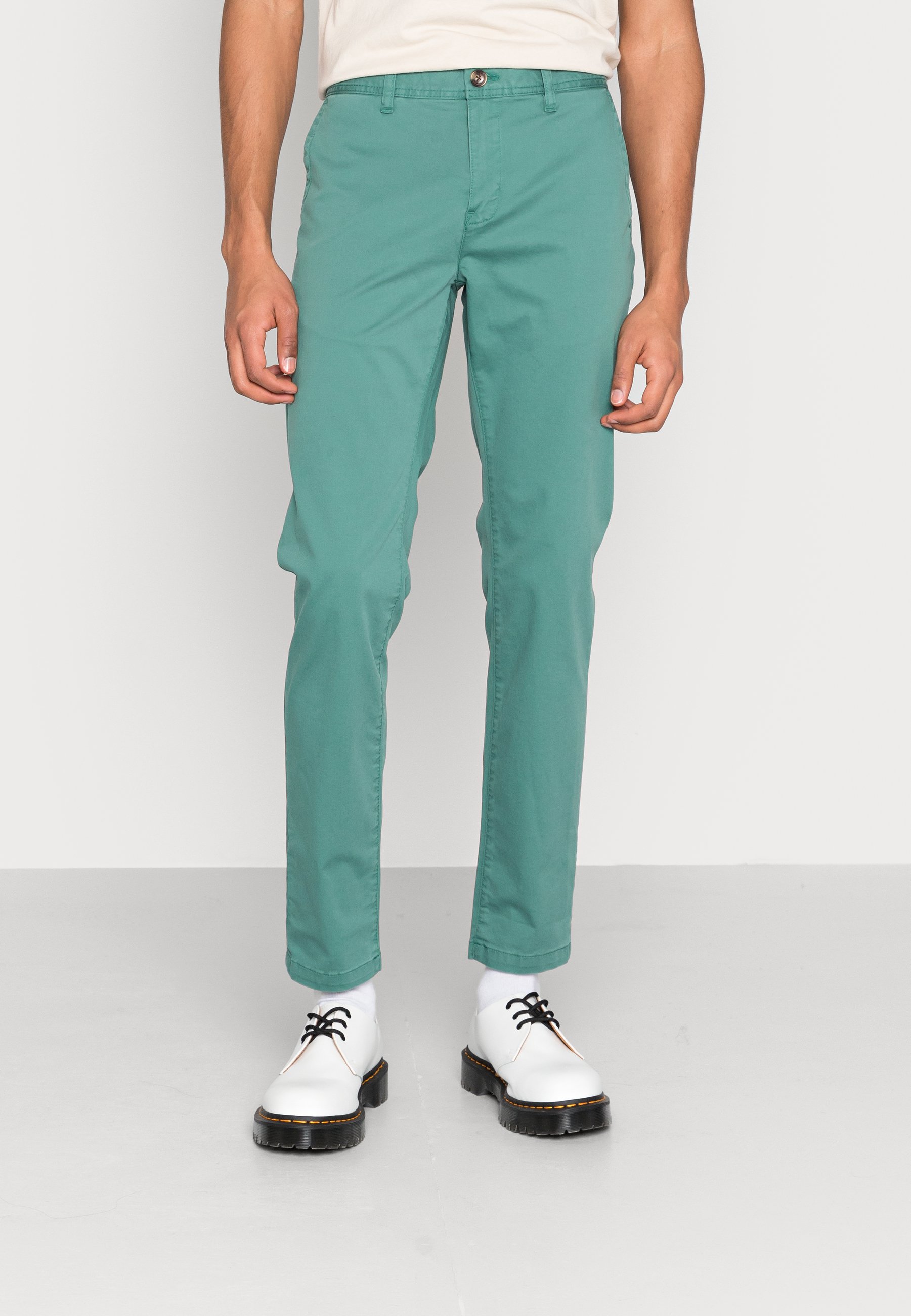 Scotch & Soda ESSENTIALS MOTT CLASSIC - Chinos - preppy green/dark green