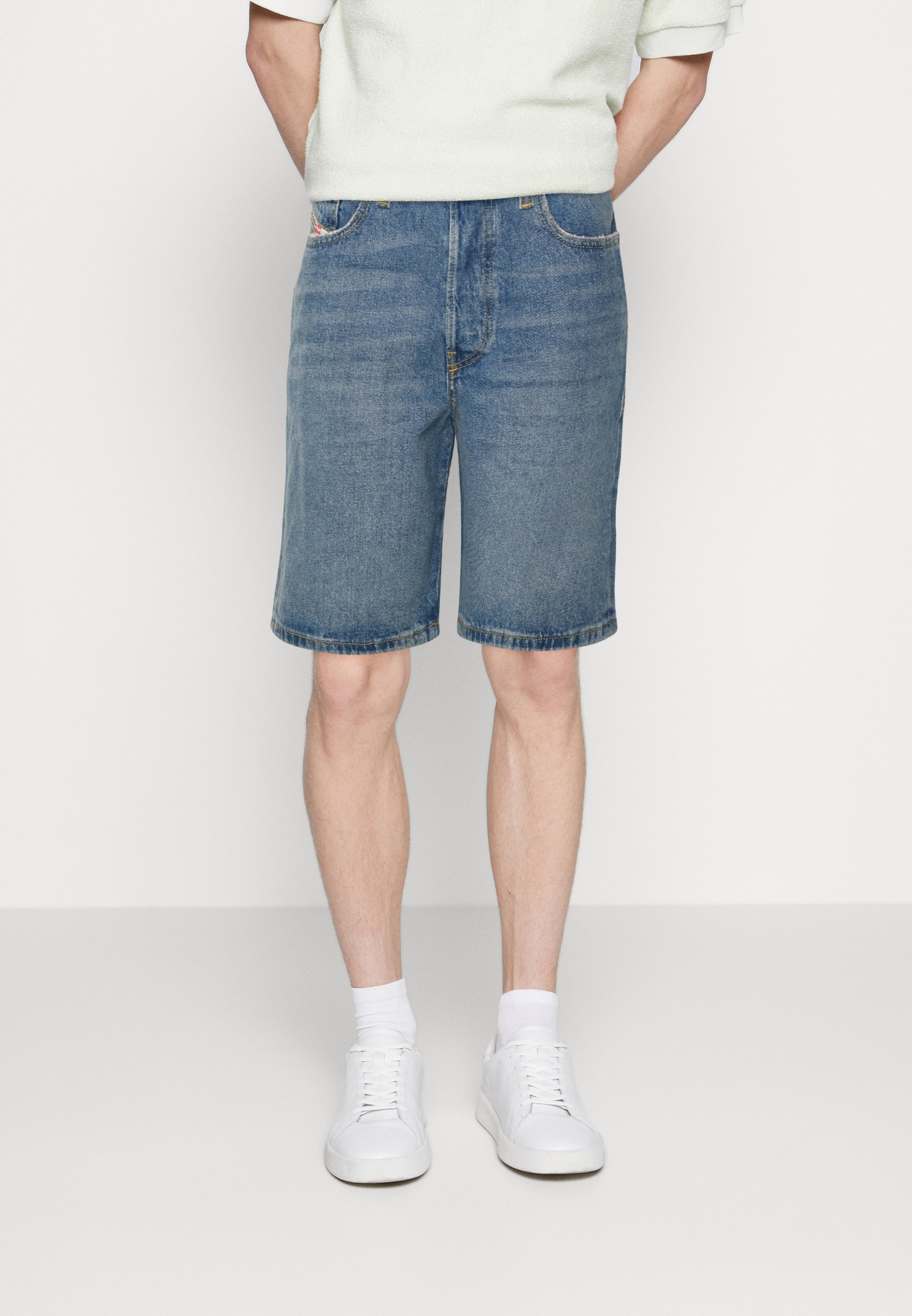 Diesel REGULAR-SHORT - Denim shorts - blue denim