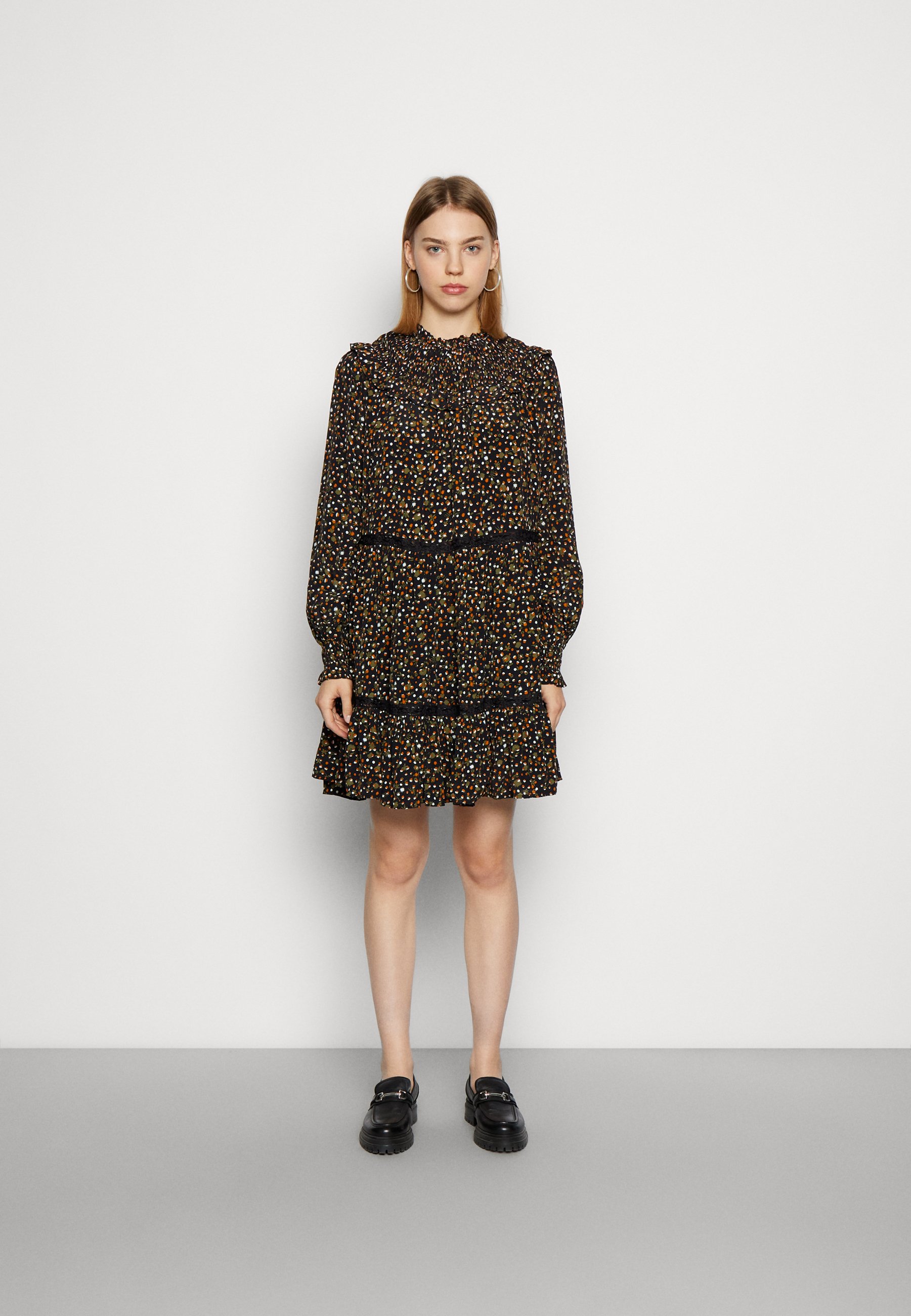 Scotch & Soda SMOCKED AND TIERED LONG SLEEVED DRESS - Day dress - cinnamon spice/multi-coloured