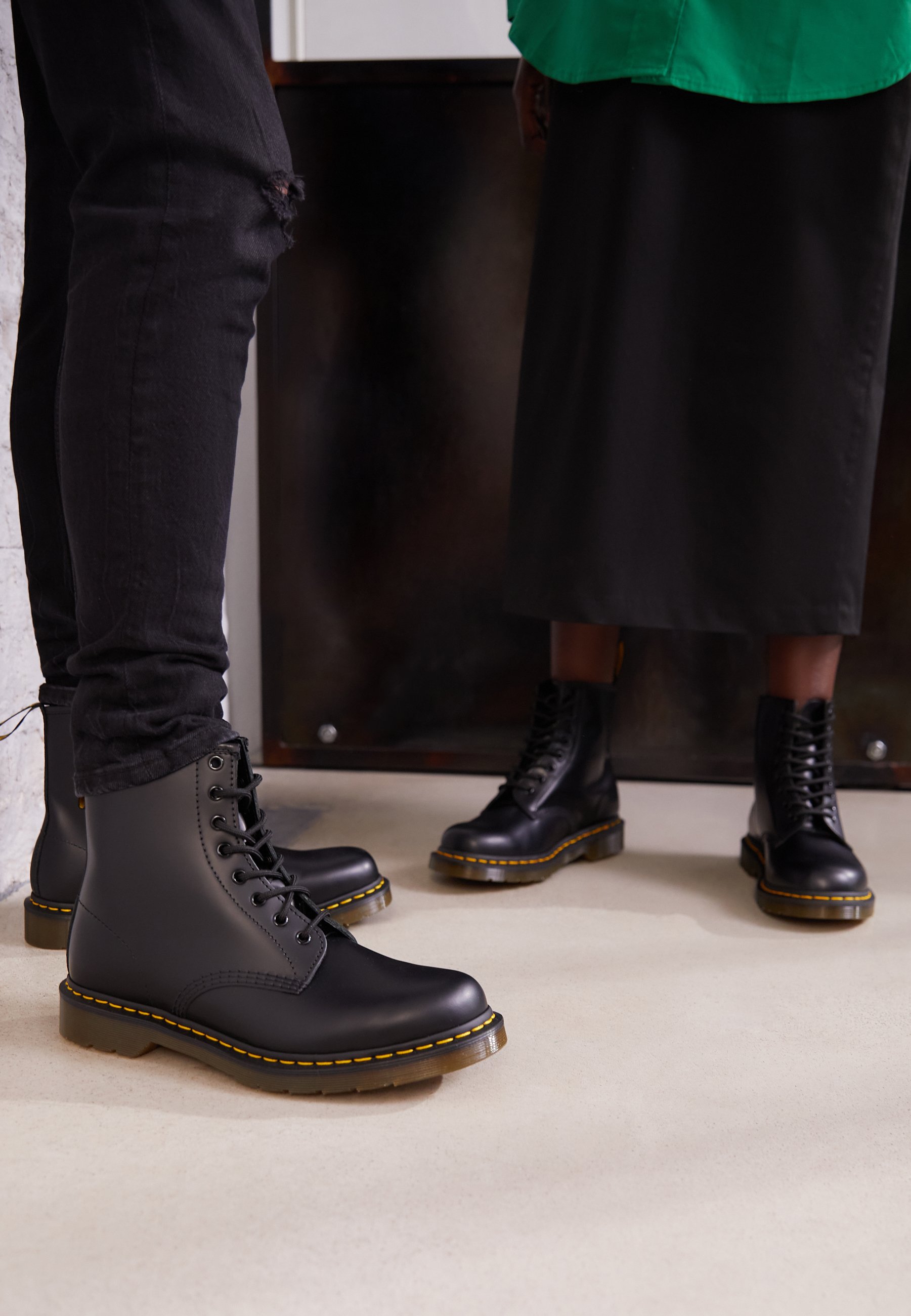 Dr. Martens 1460 BOOT - Lace-up ankle boots - schwarz/black