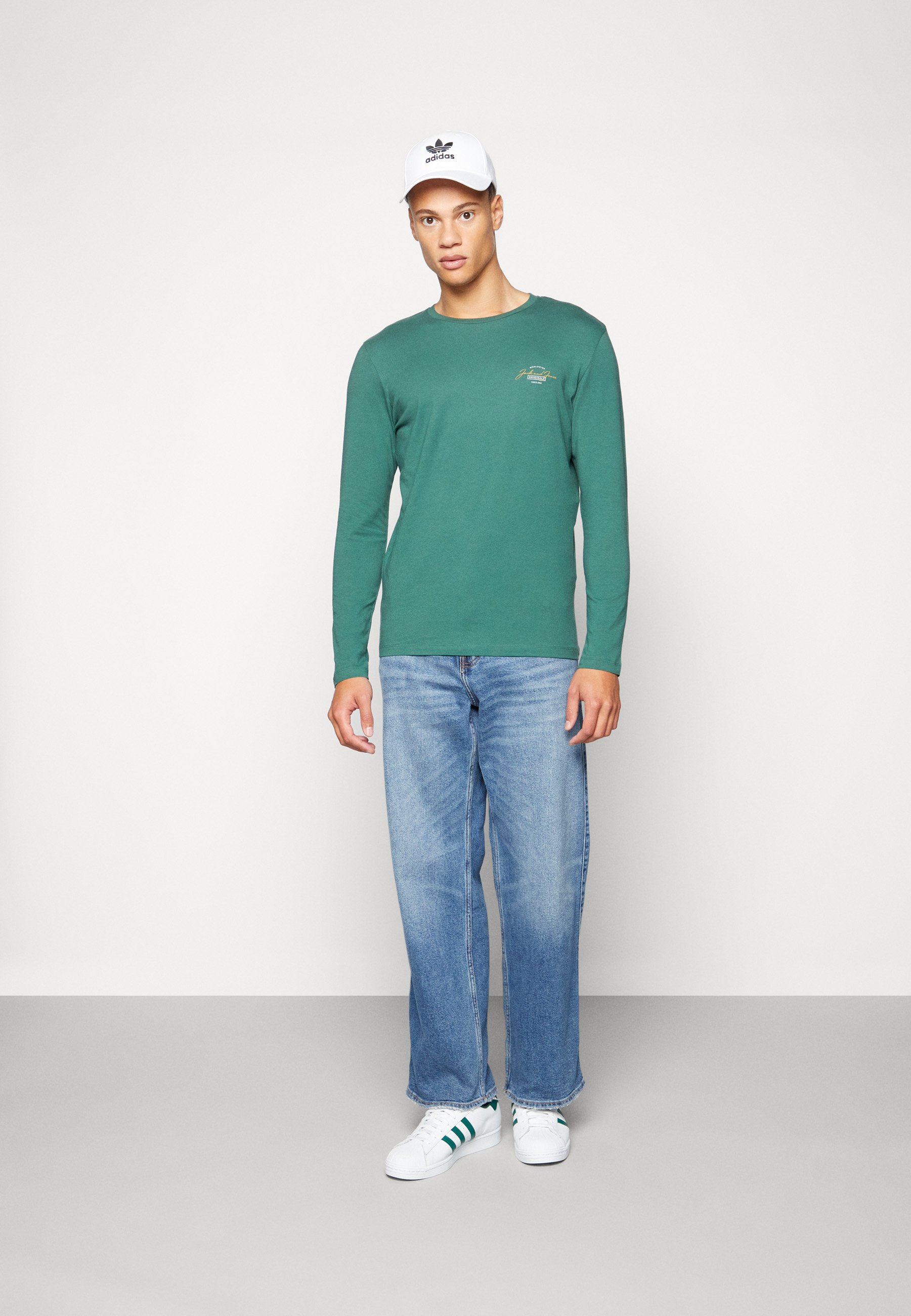 Jack &Jones JORFERRY LONGSLEEVE CREW NECK  - Long sleeved top - trekking green/dark green