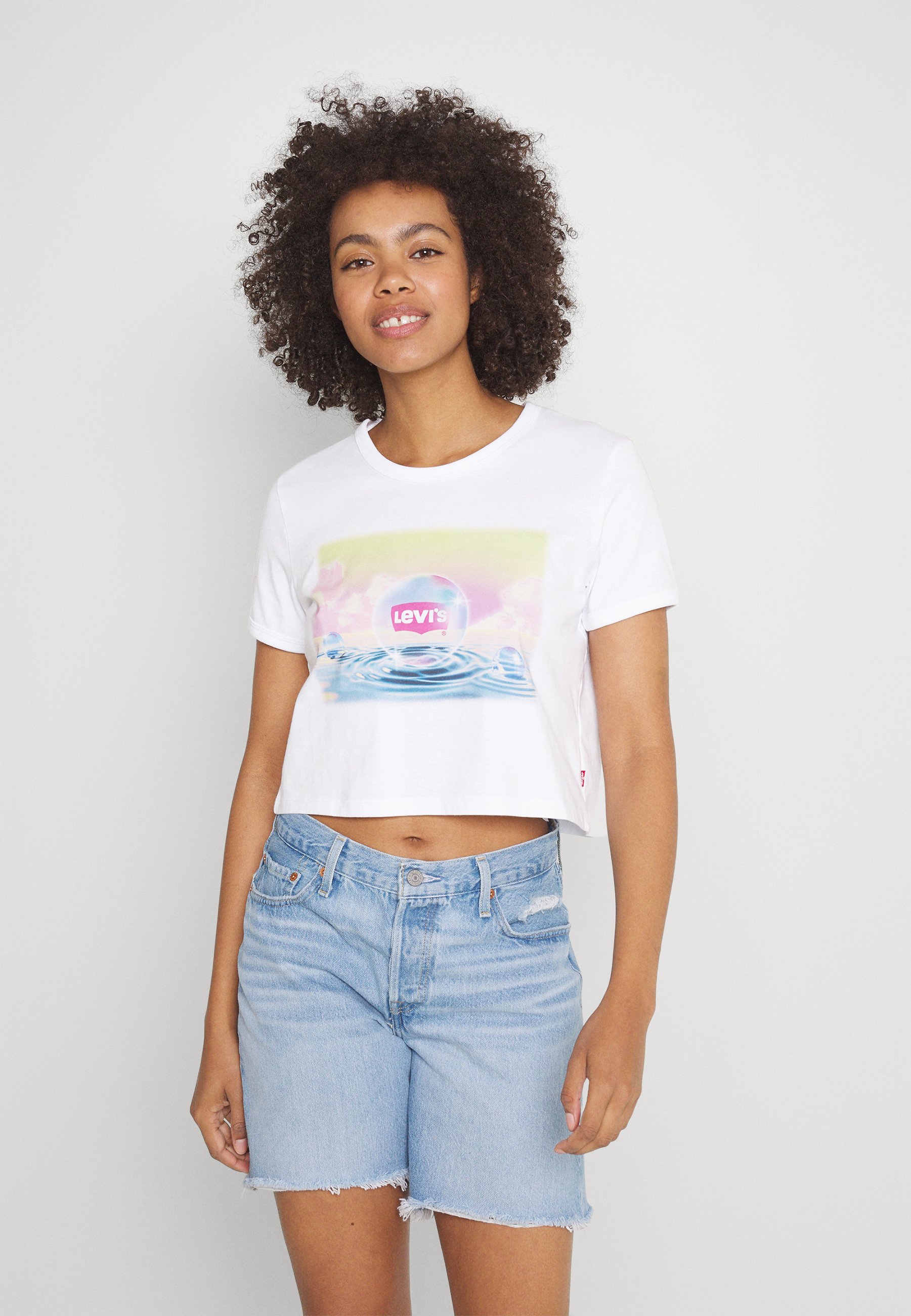 Levi's® GRAPHIC HOMEROOM TEE - Print T-shirt - neutrals/white