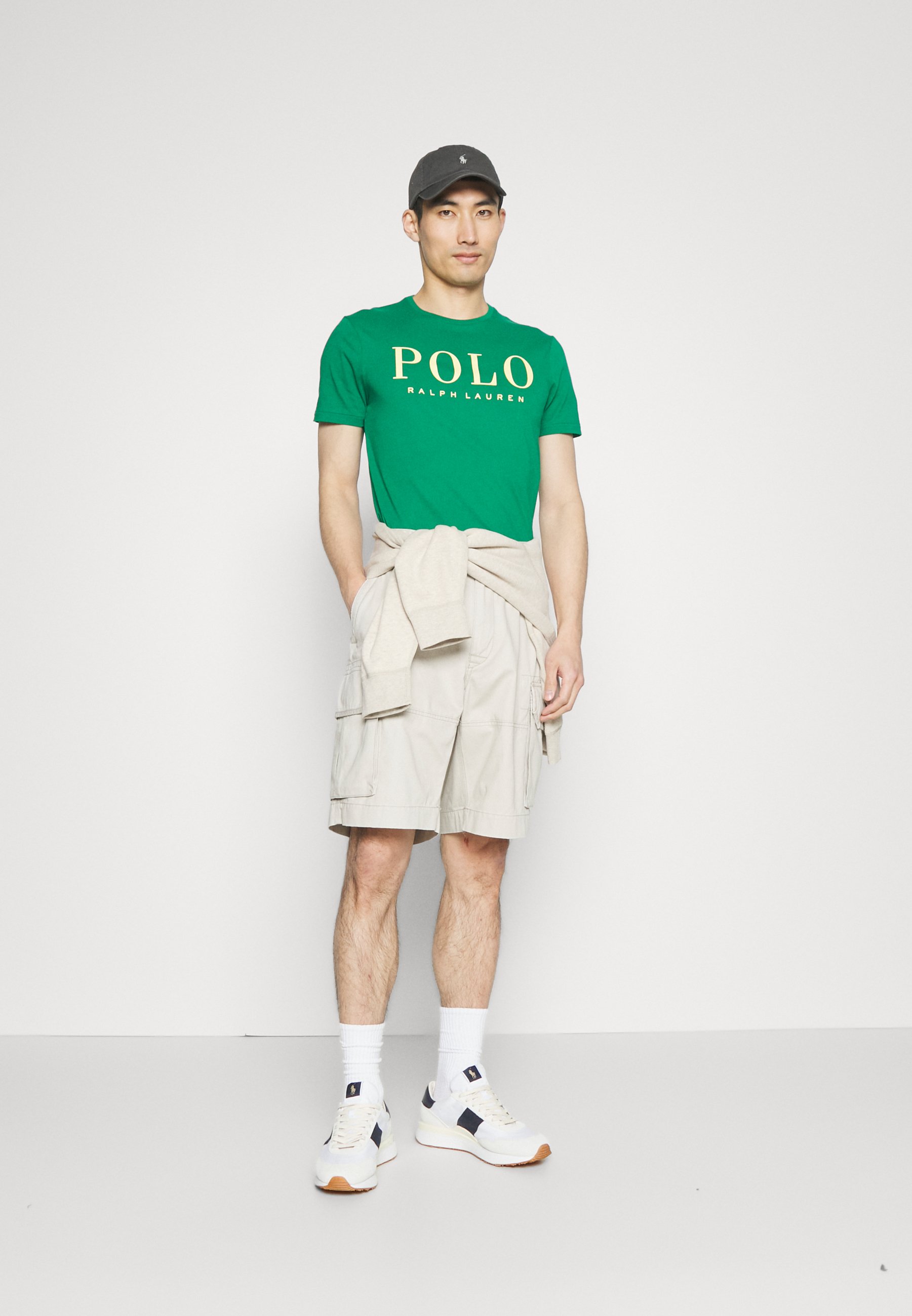 Polo Ralph Lauren CLASSIC FIT TWILL CARGO SHORT - Shorts - classic stone/grey