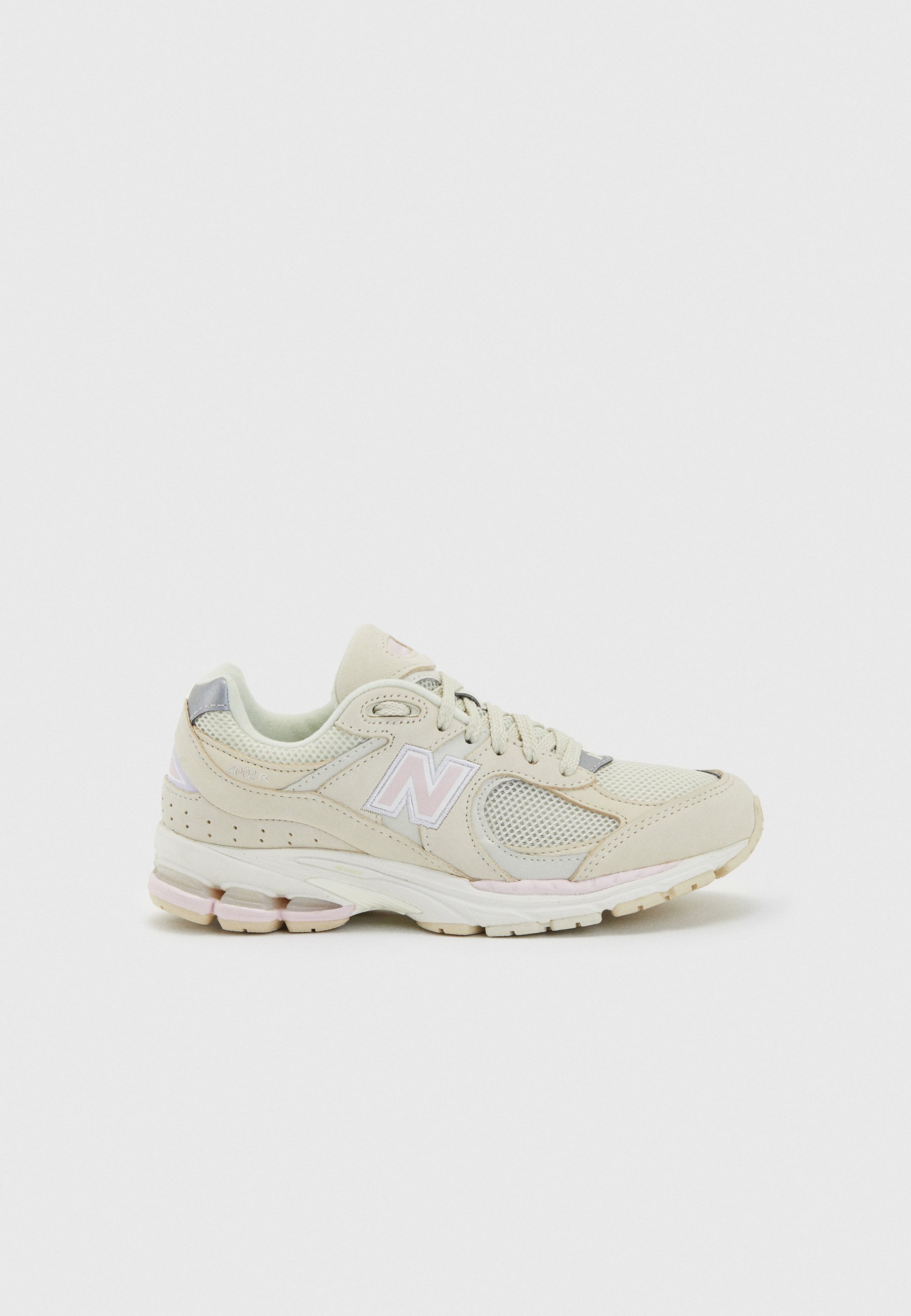 NB 2002R - Trainers - turtledove/sand