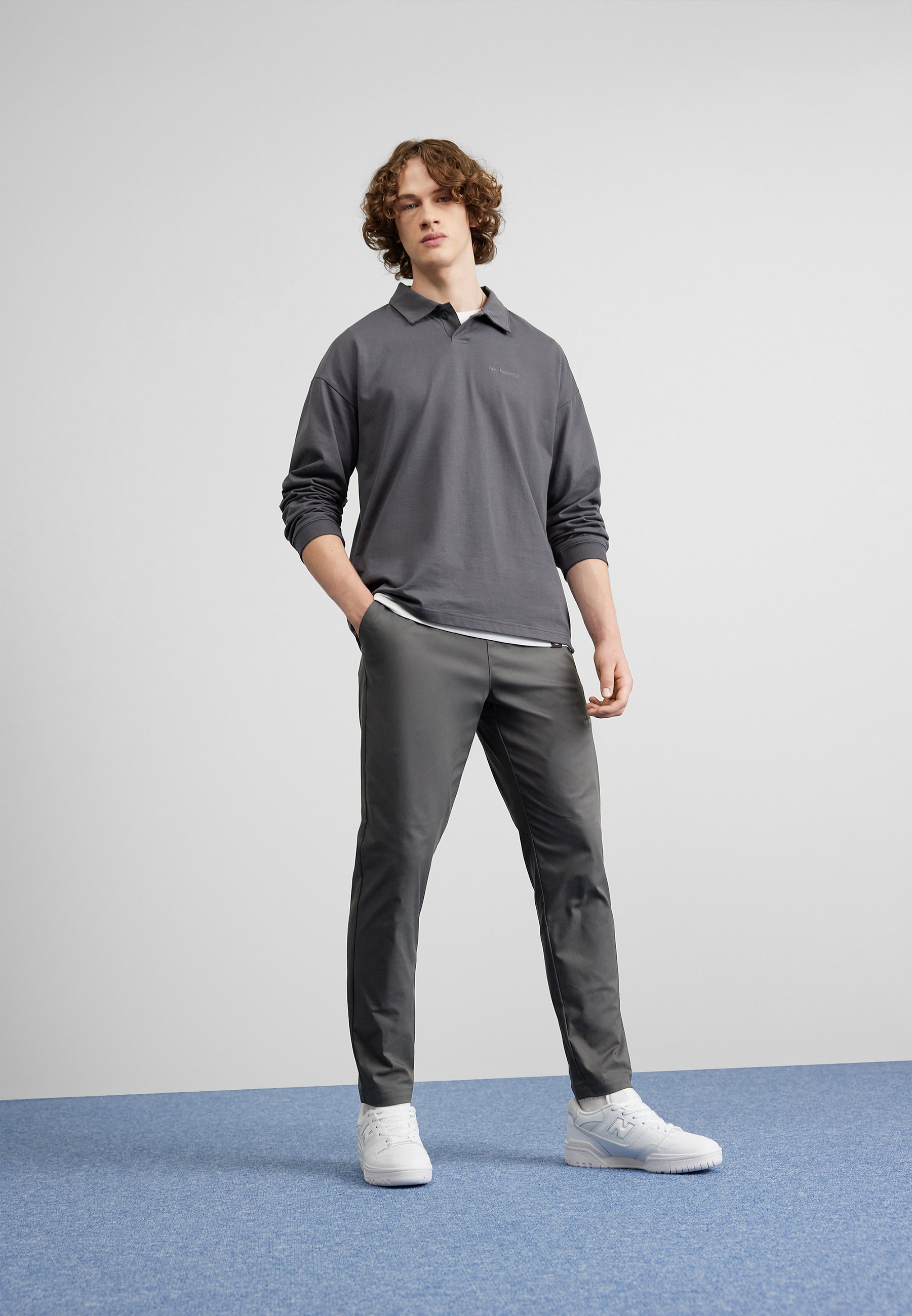 NB ATHLETICS LINEAR WOVEN - Tracksuit bottoms - blacktop/black
