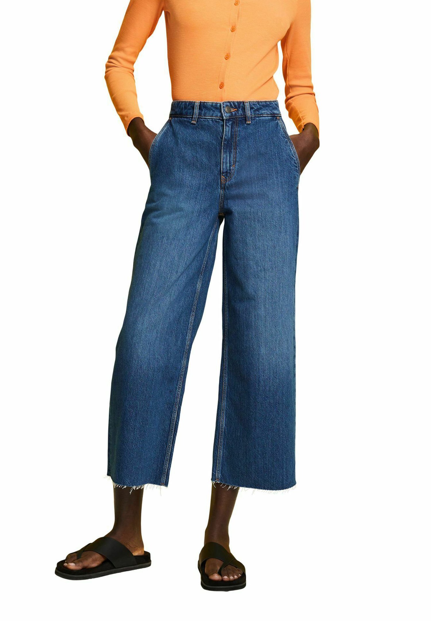 Esprit MIT HOHEM BUND - Flared Jeans - blue medium washed new/blue denim