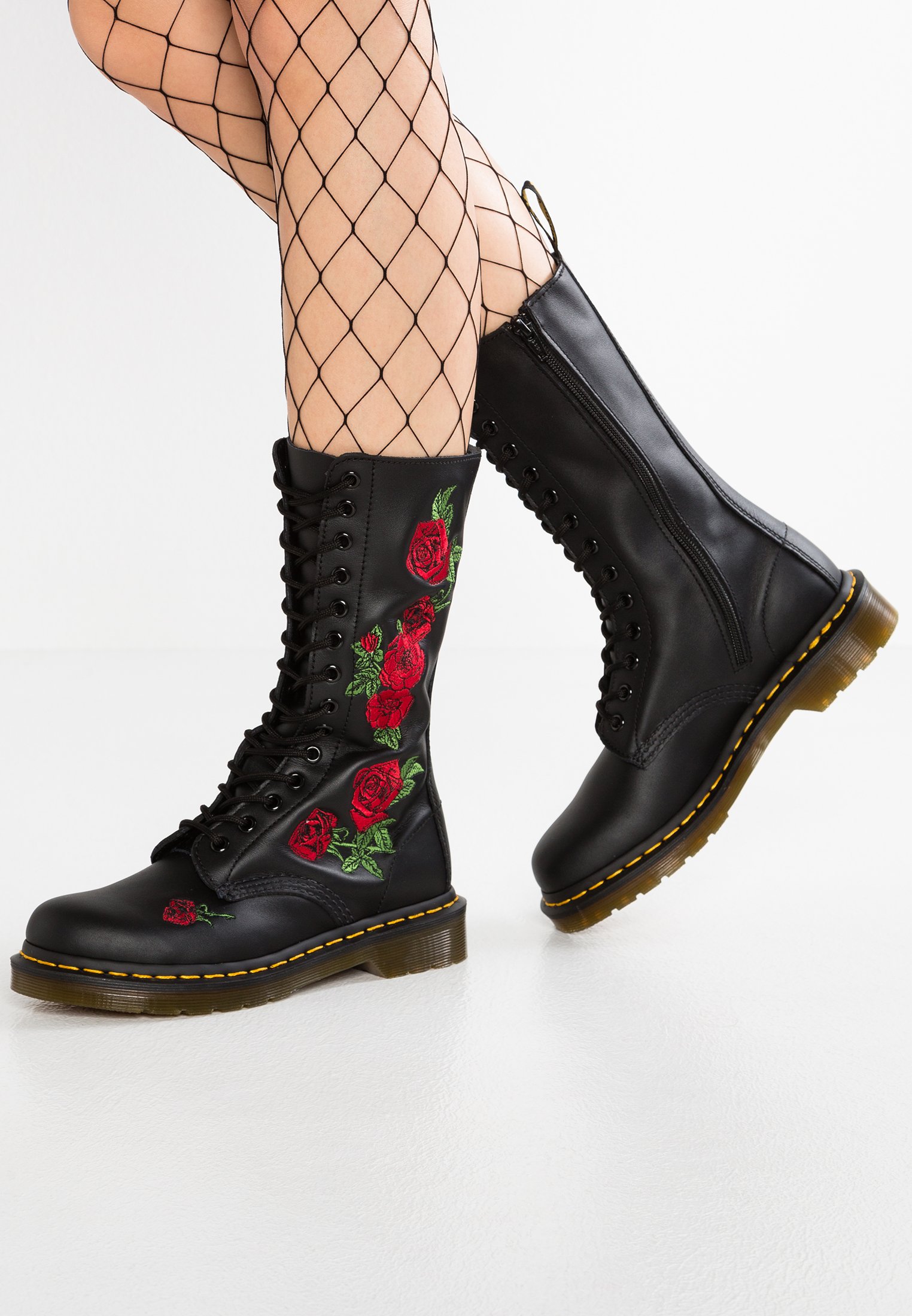 Dr. Martens VONDA 14 EYE BOOT - Lace-up boots - black/rose/black