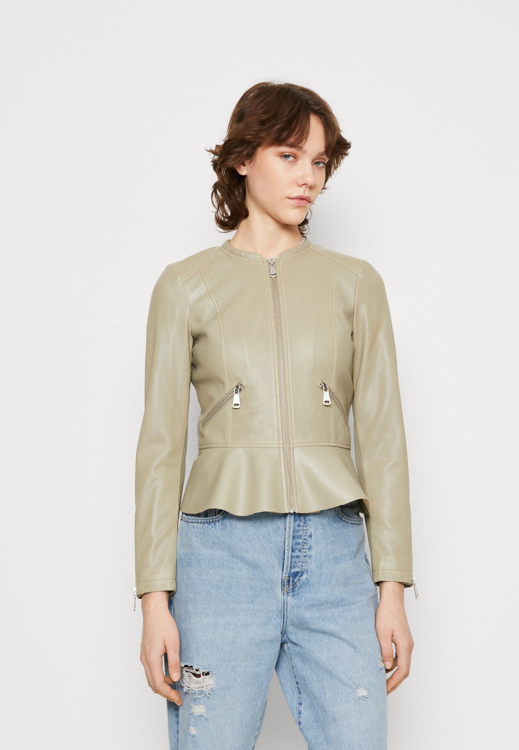 Vero Moda VMAVERYALLY JACKET - Faux leather jacket - laurel oak/light green