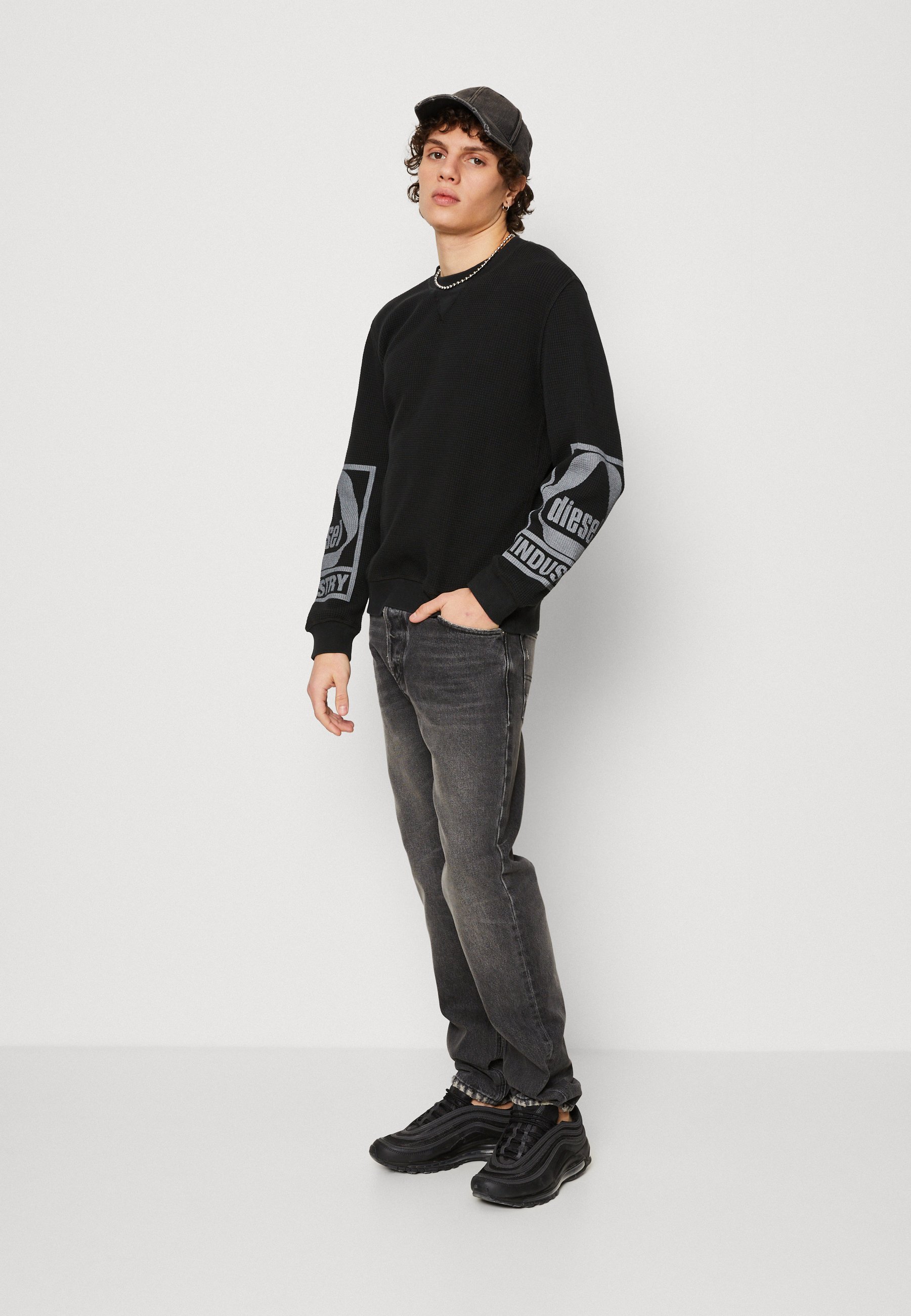Diesel S GINAFFLE UNISEX - Sweatshirt - black