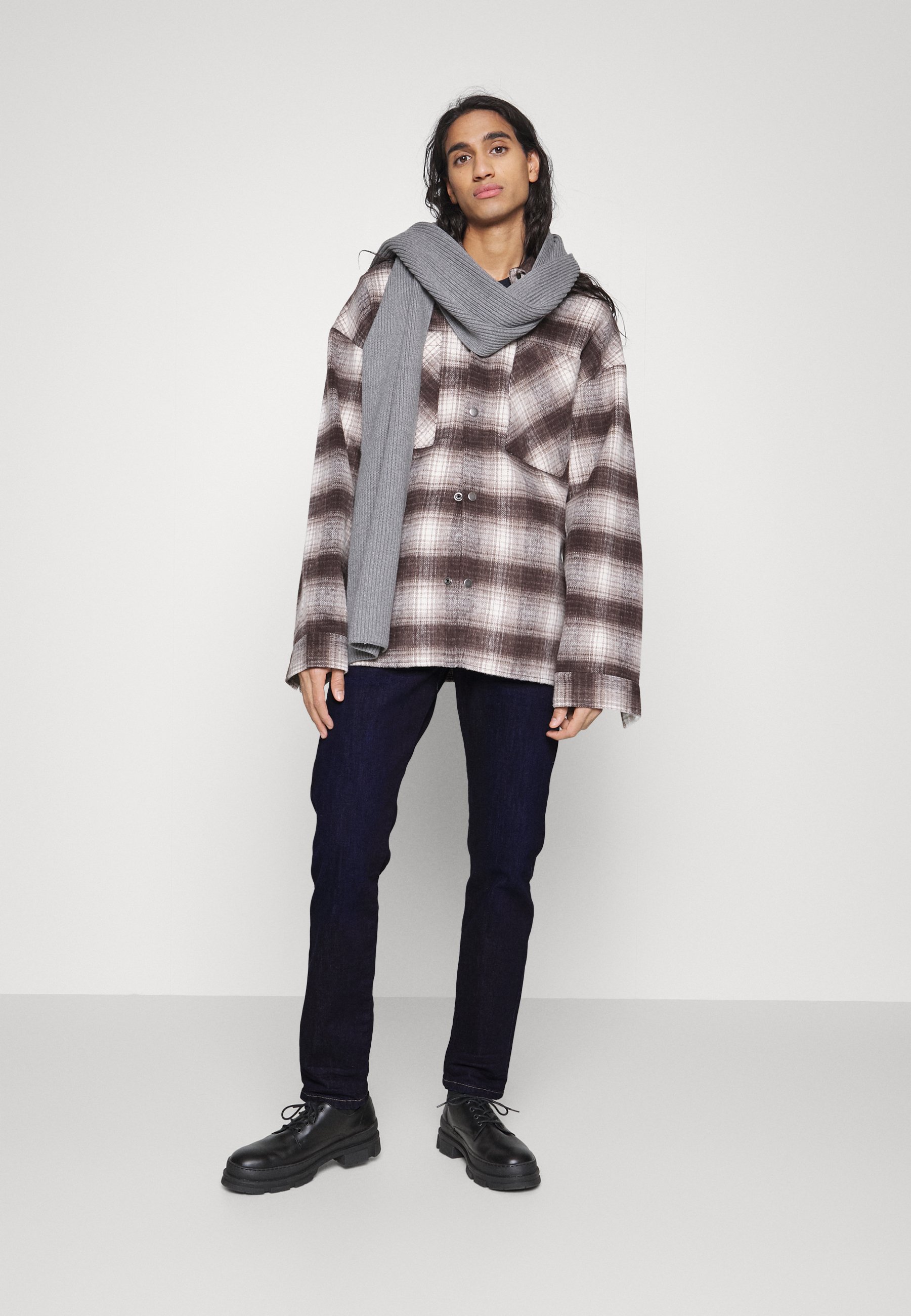 Diesel YENNOX - Jeans Tapered Fit - denim/dark-blue denim
