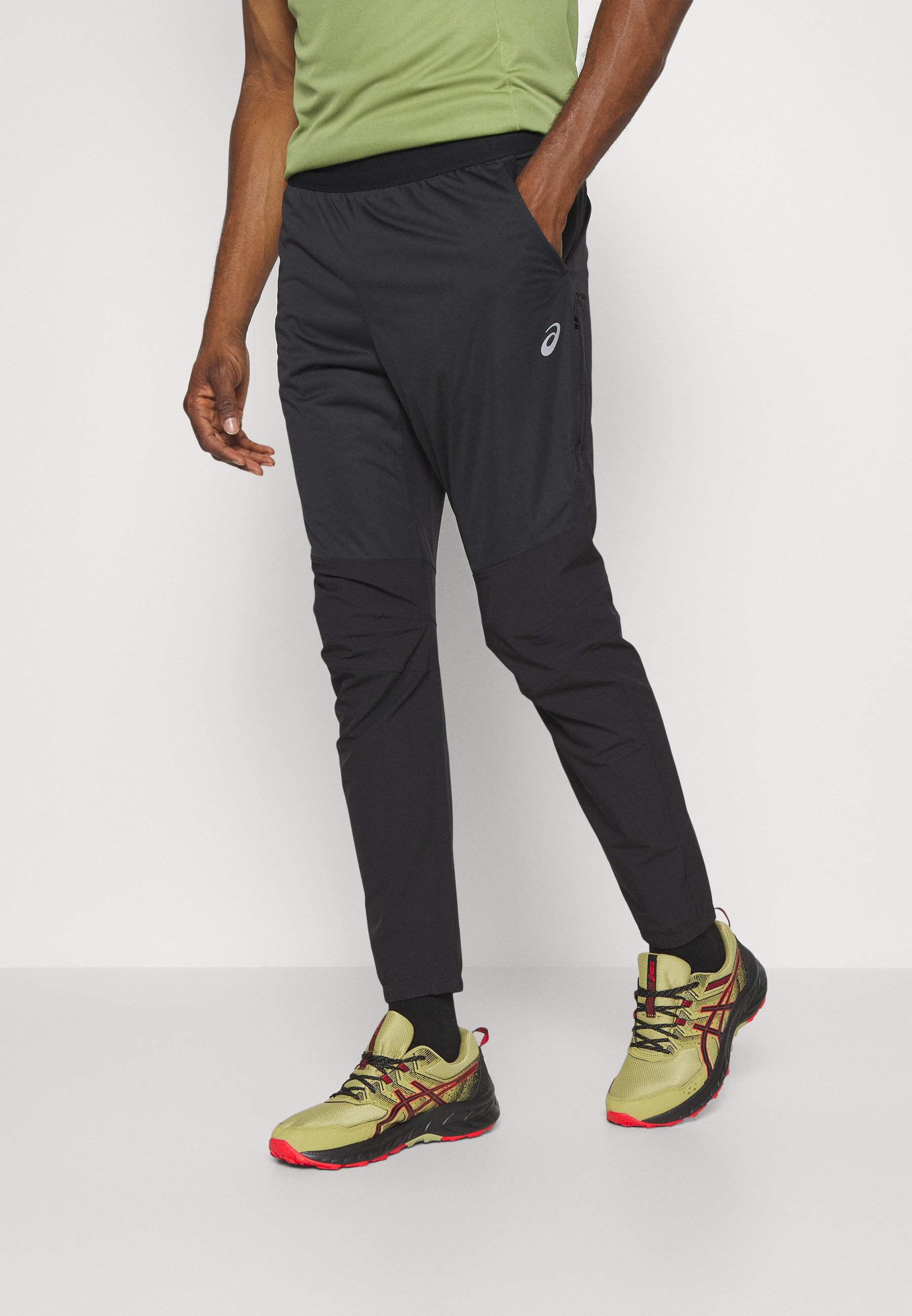 ASICS WINTER RUN PANT - Tracksuit bottoms - performance black/black