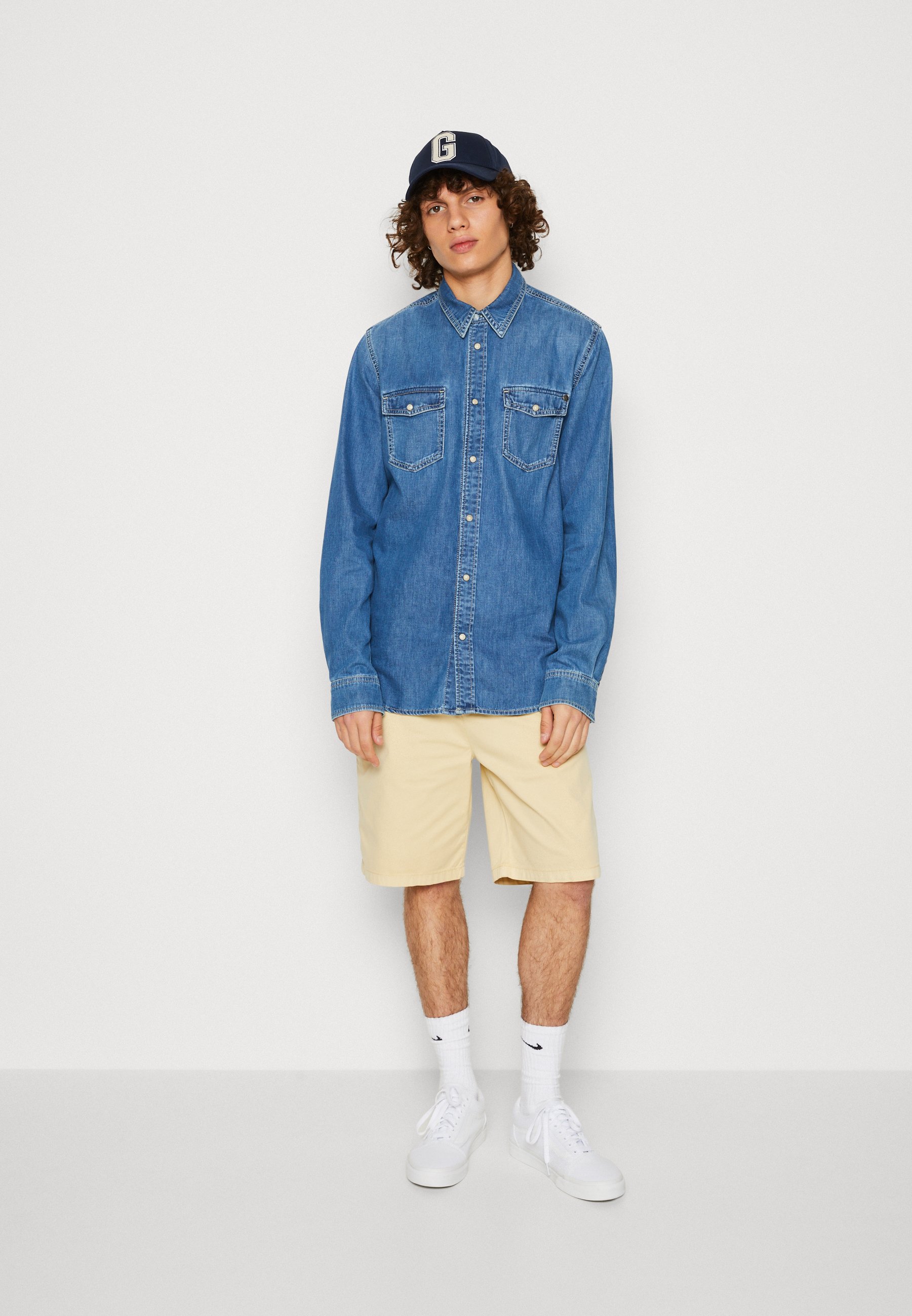 Scotch & Soda STUART GARMENT DYE PIMA - Shorts - sand/khaki
