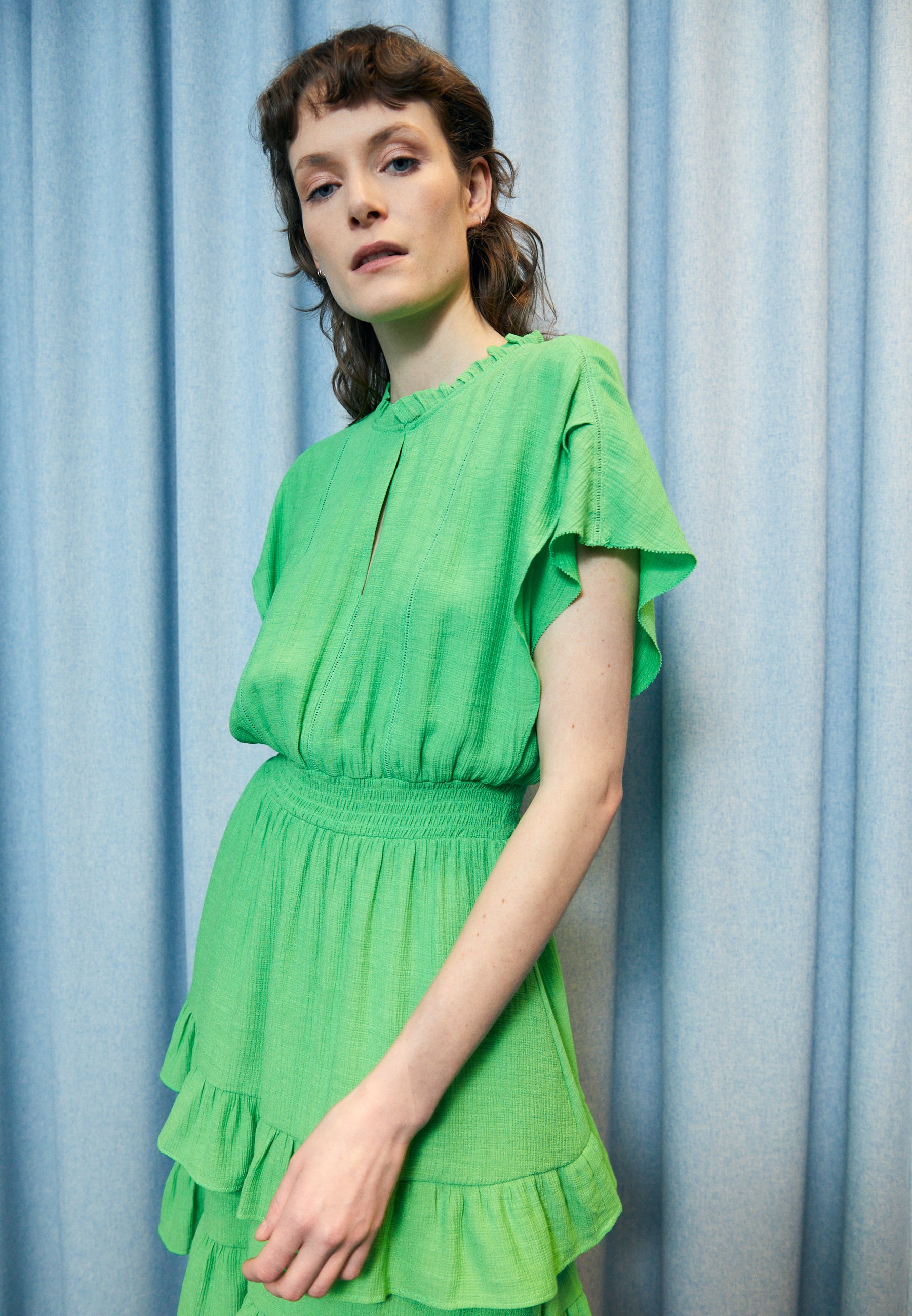 Scotch & Soda EASY FITTED SMOCKED MINI DRESS - Day dress - bright parakeet/light green