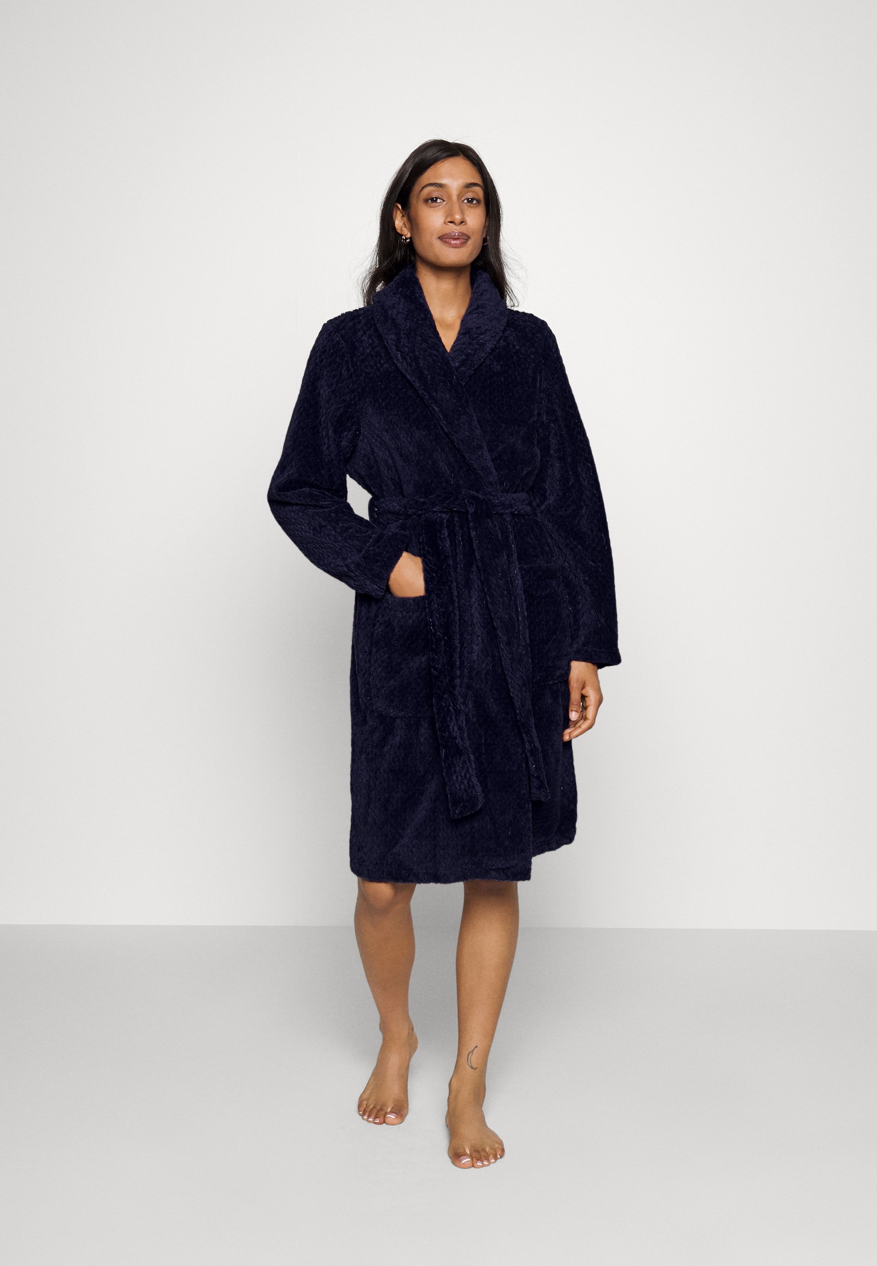 Vero Moda VMLINEA NIGHTWEAR ROBE - Dressing gown - ombre blue/blue