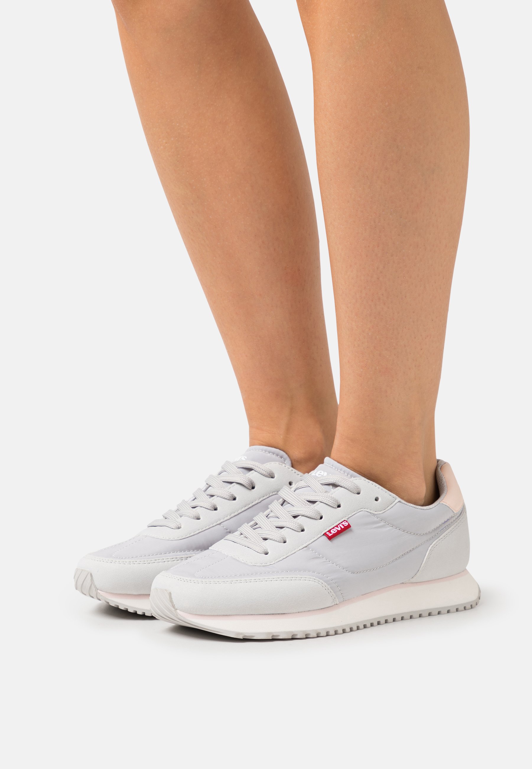 Levi's® STAG RUNNER - Trainers - gris/light grey