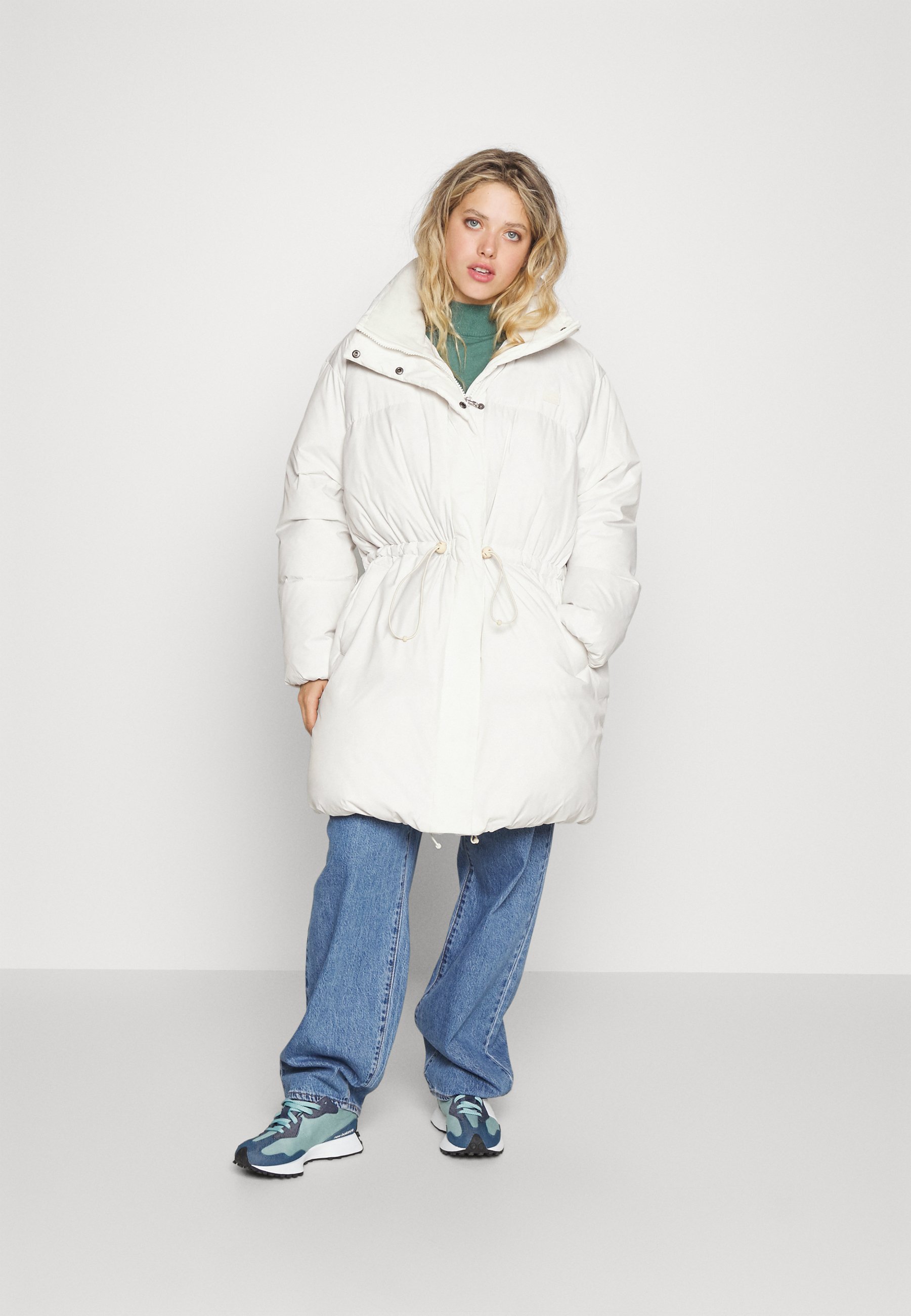 Levi's® BUBBLE PUFFER - Down coat - sugar swizzle/off-white