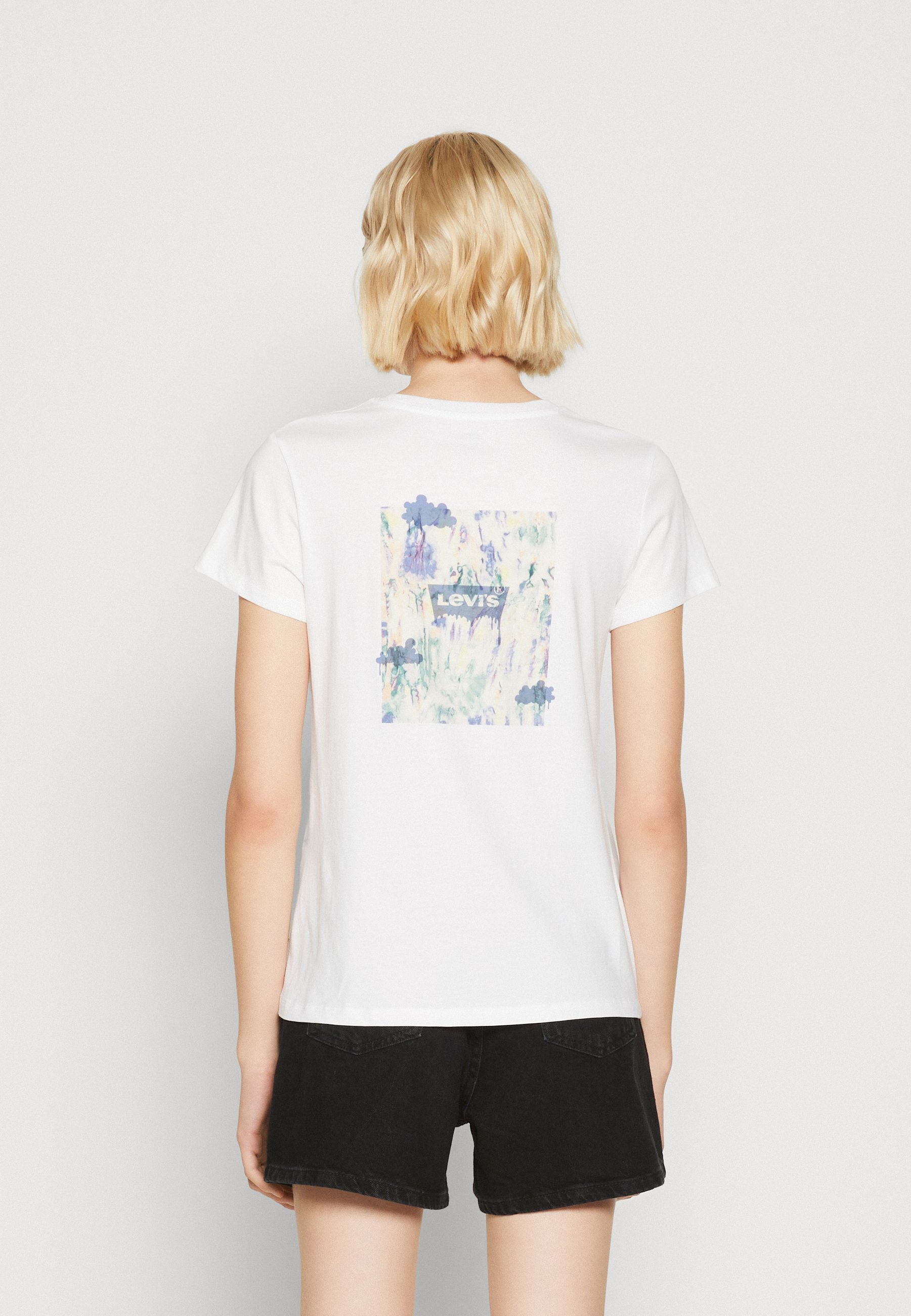 Levi's® THE PERFECT TEE - Print T-shirt - white