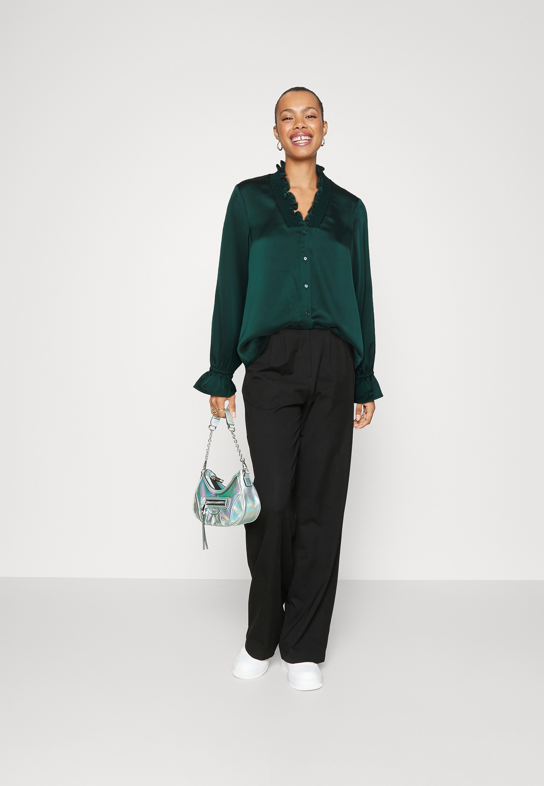 Vero Moda VMDINA SMOCK  - Button-down blouse - ponderosa pine/dark green
