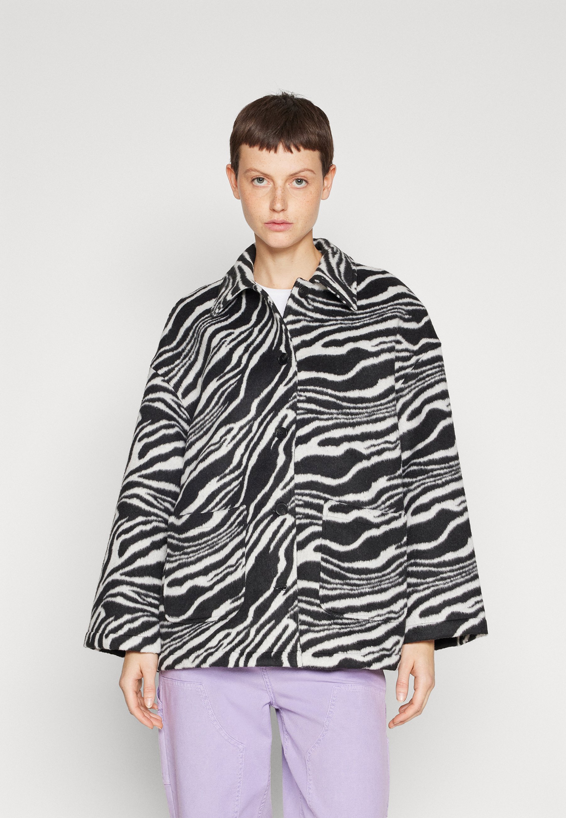 Vero Moda VMZEBRA JACKET - Summer jacket - black/bright white/black