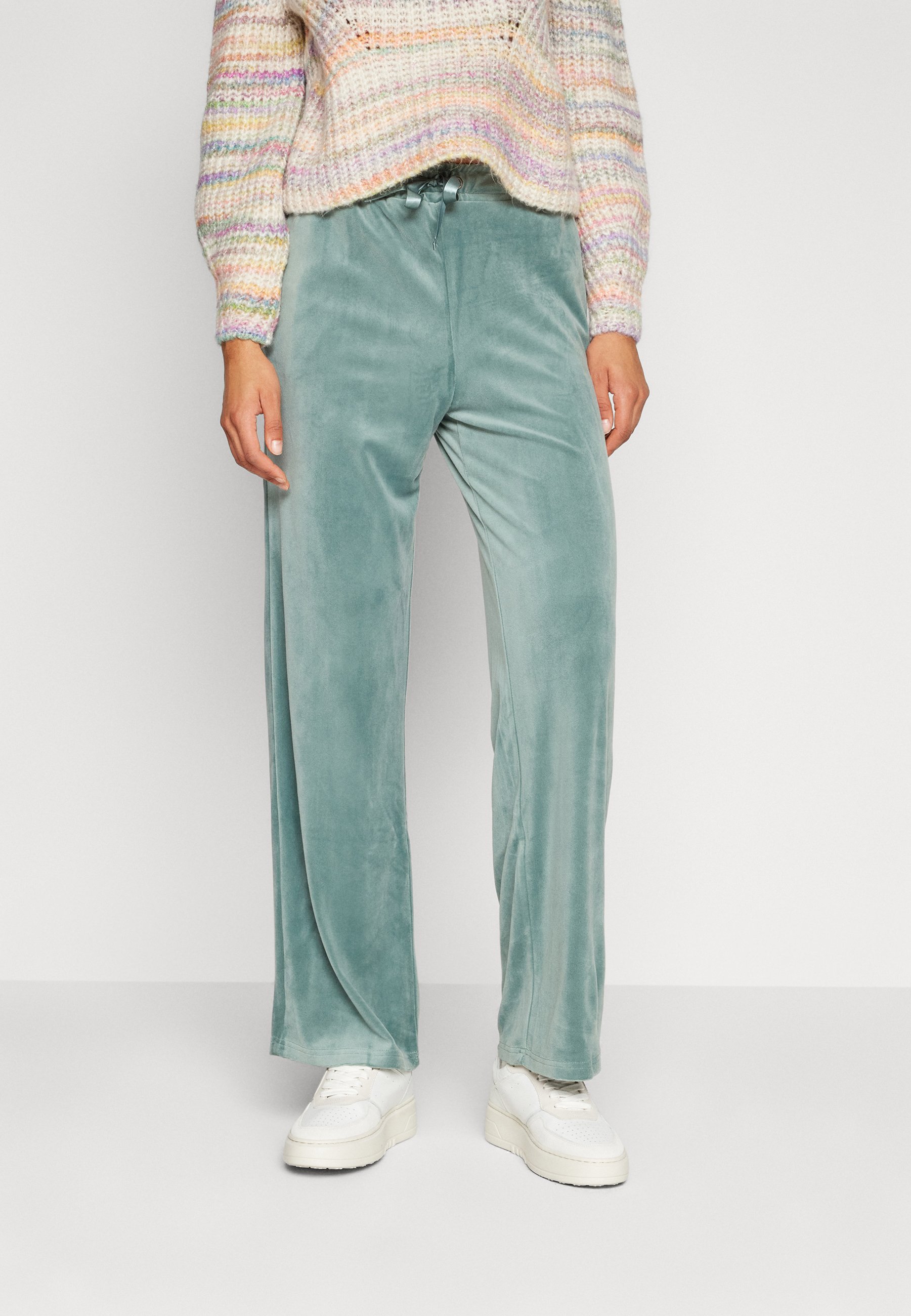 Vero Moda VMATHENA PANT - Tracksuit bottoms - north atlantic/blue-grey