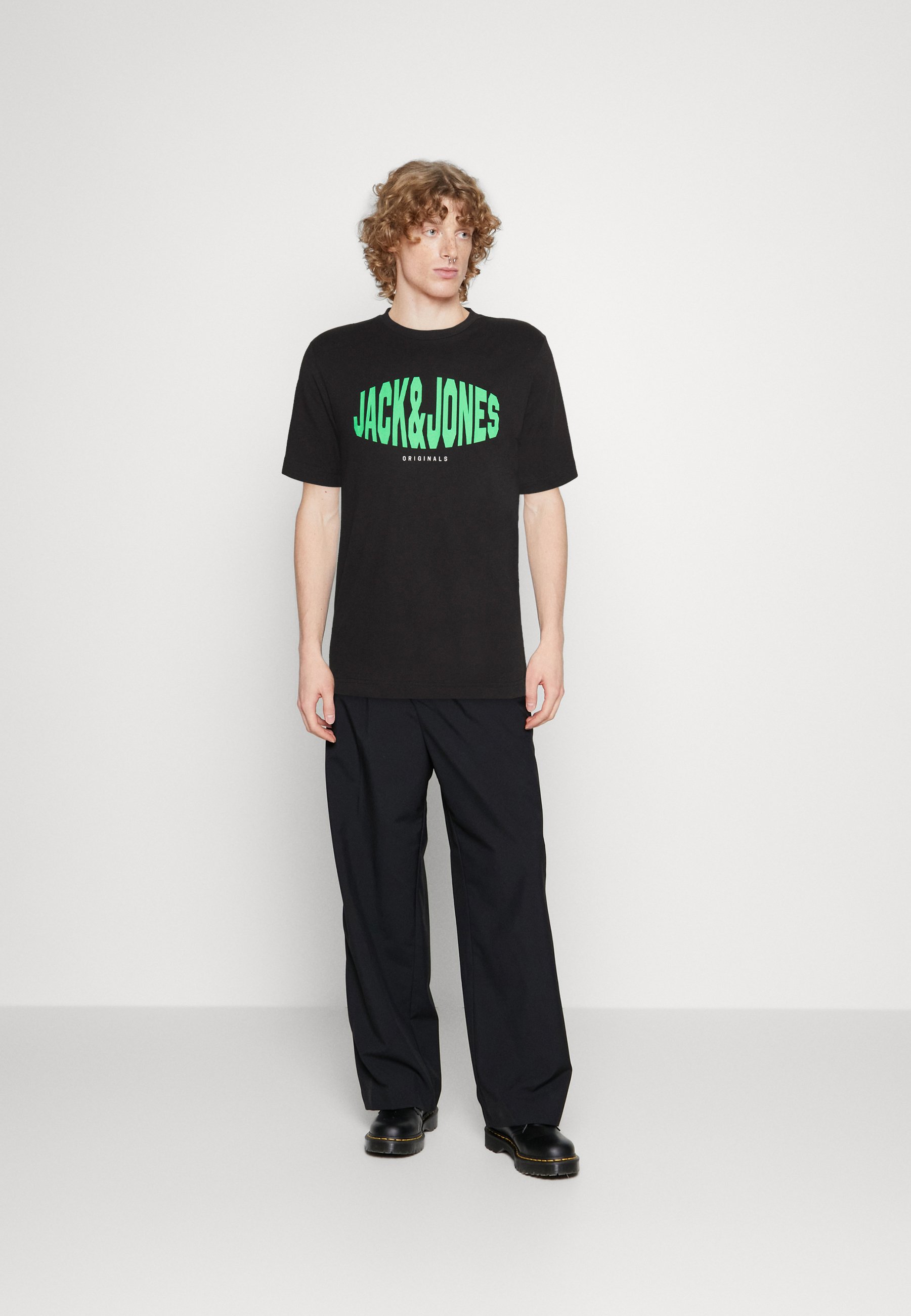Jack &Jones JORMARQUE TEE CREW NECK - Print T-shirt - black