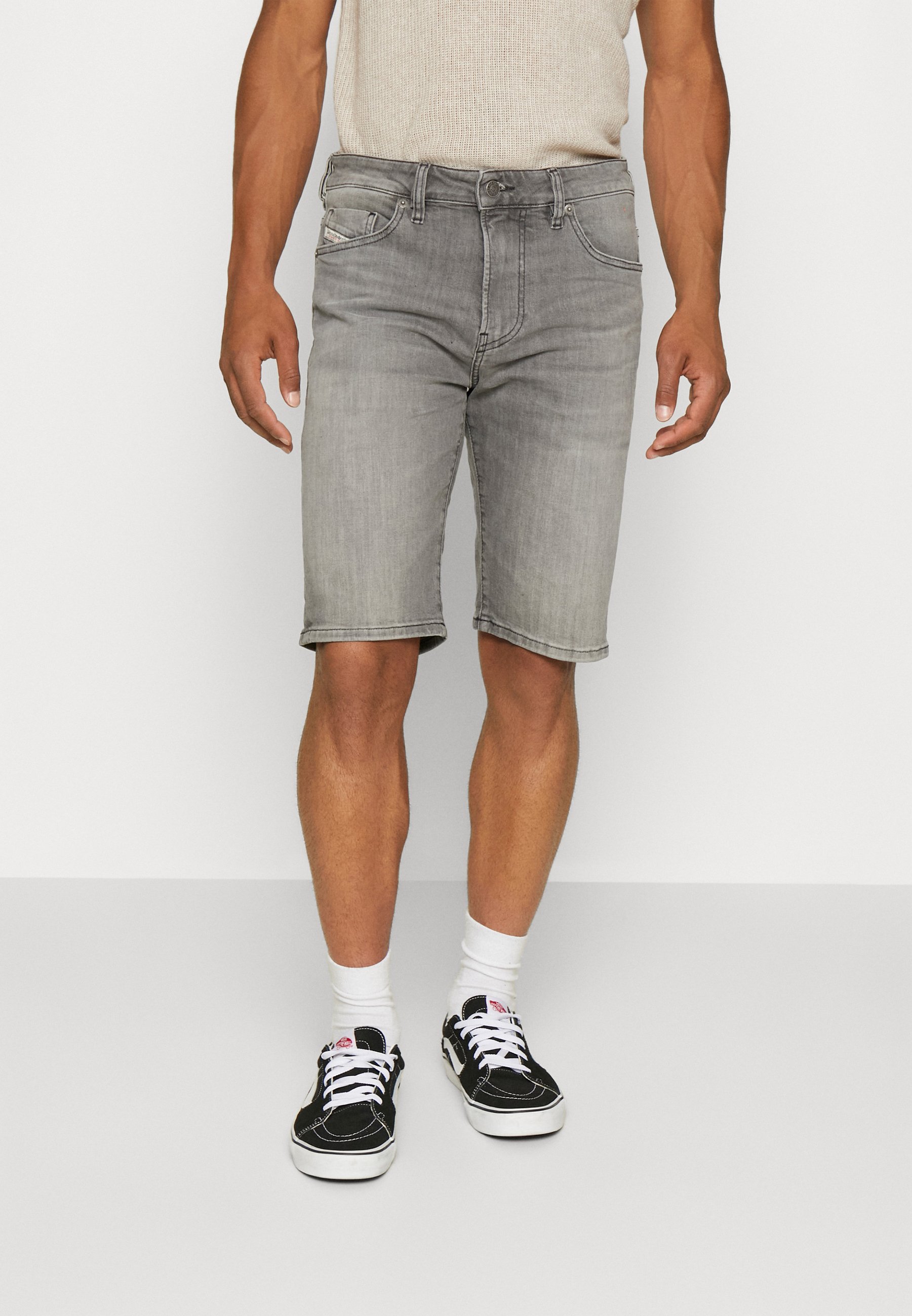 Diesel SLIM - Denim shorts - lichtgrijs/grey denim