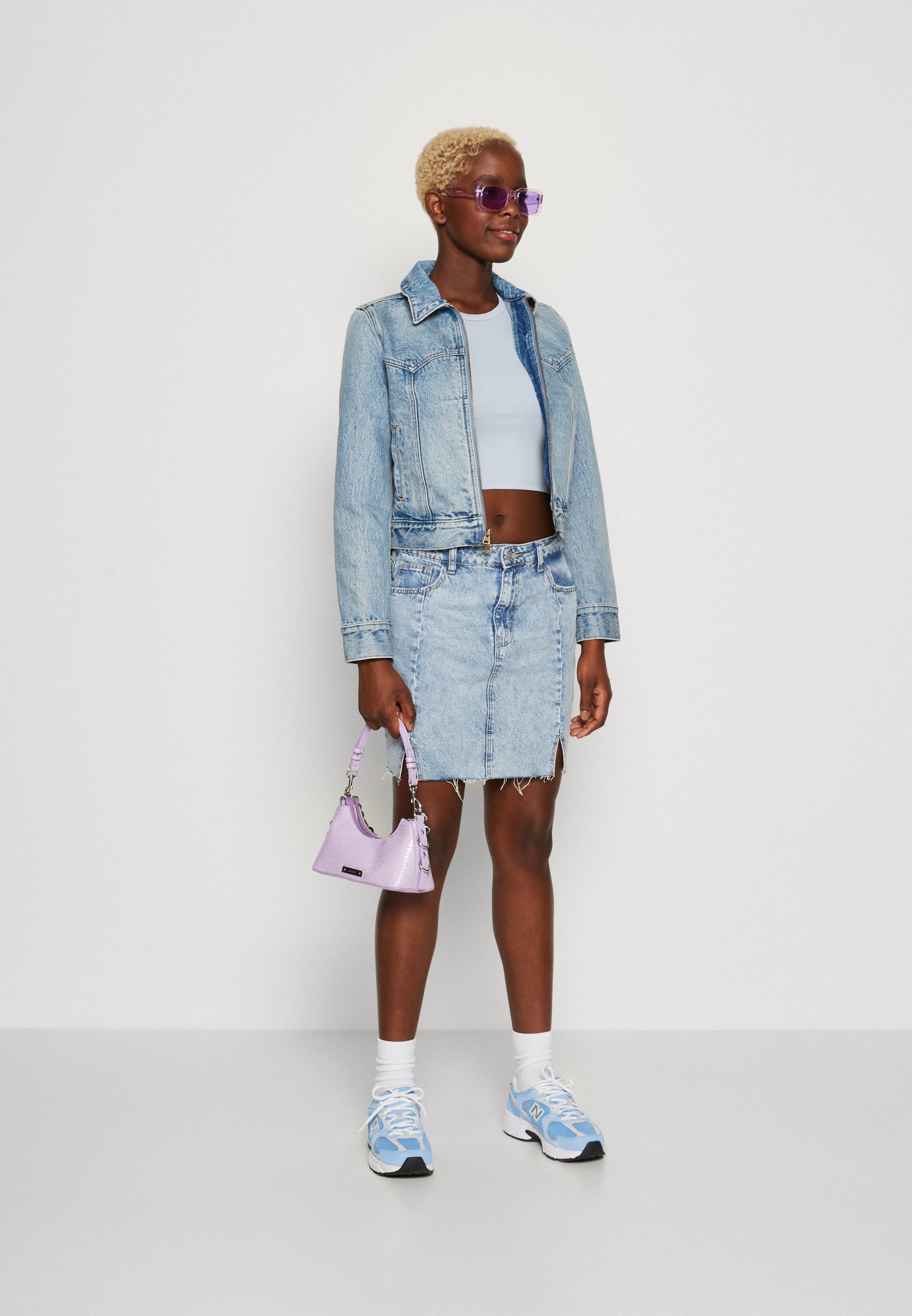 Levi's® ZIP SLIM TRUCKER - Denim jacket - blue denim