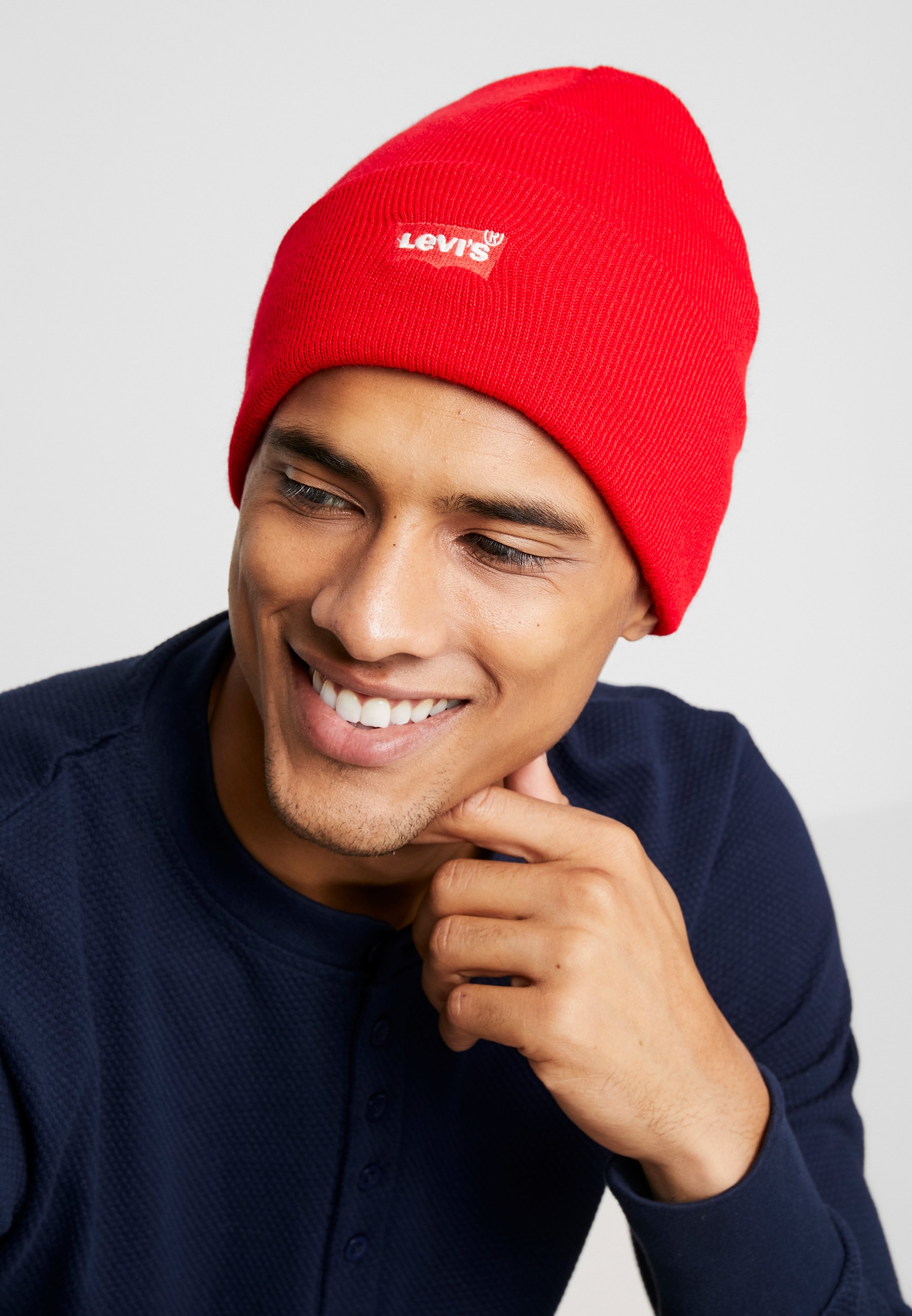 Levi's® BATWING EMBROIDERED SLOUCHY BEANIE - Beanie - brilliant red/red