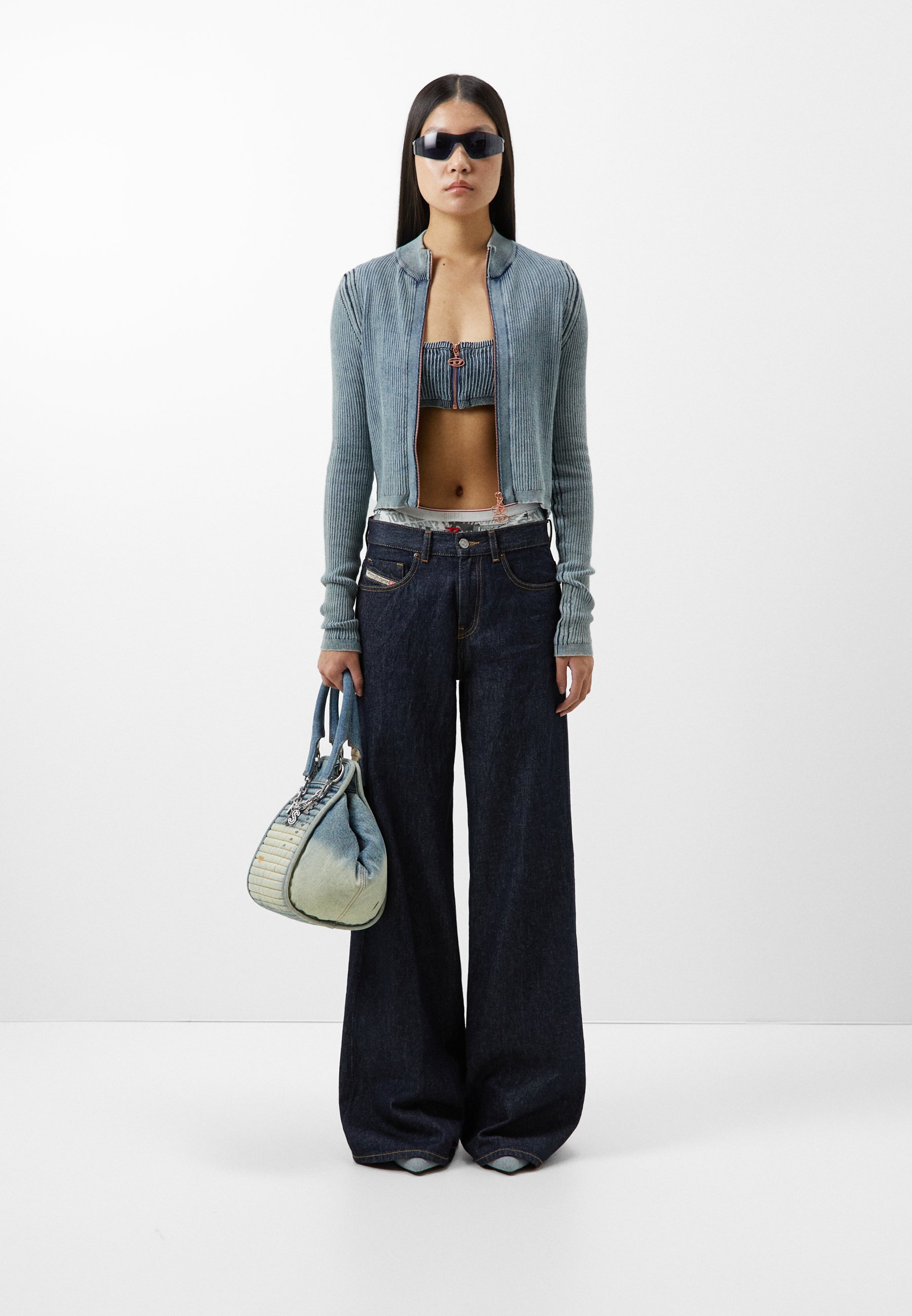 Diesel 1978 DIESEL LIBRARY - Flared Jeans - denim/black denim