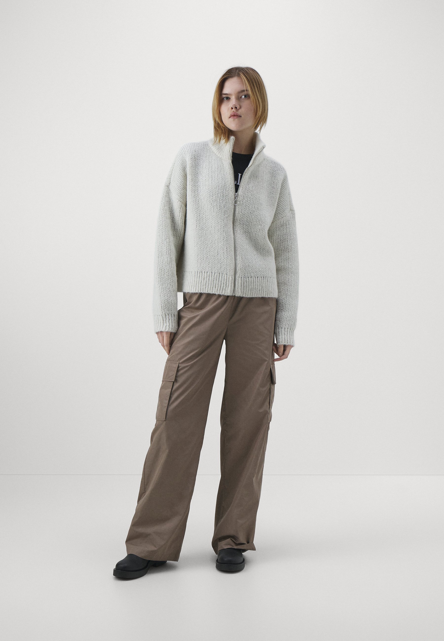 Vero Moda VMYOKO HIGHNECK ZIP CARDIGAN - Cardigan - birch/off-white