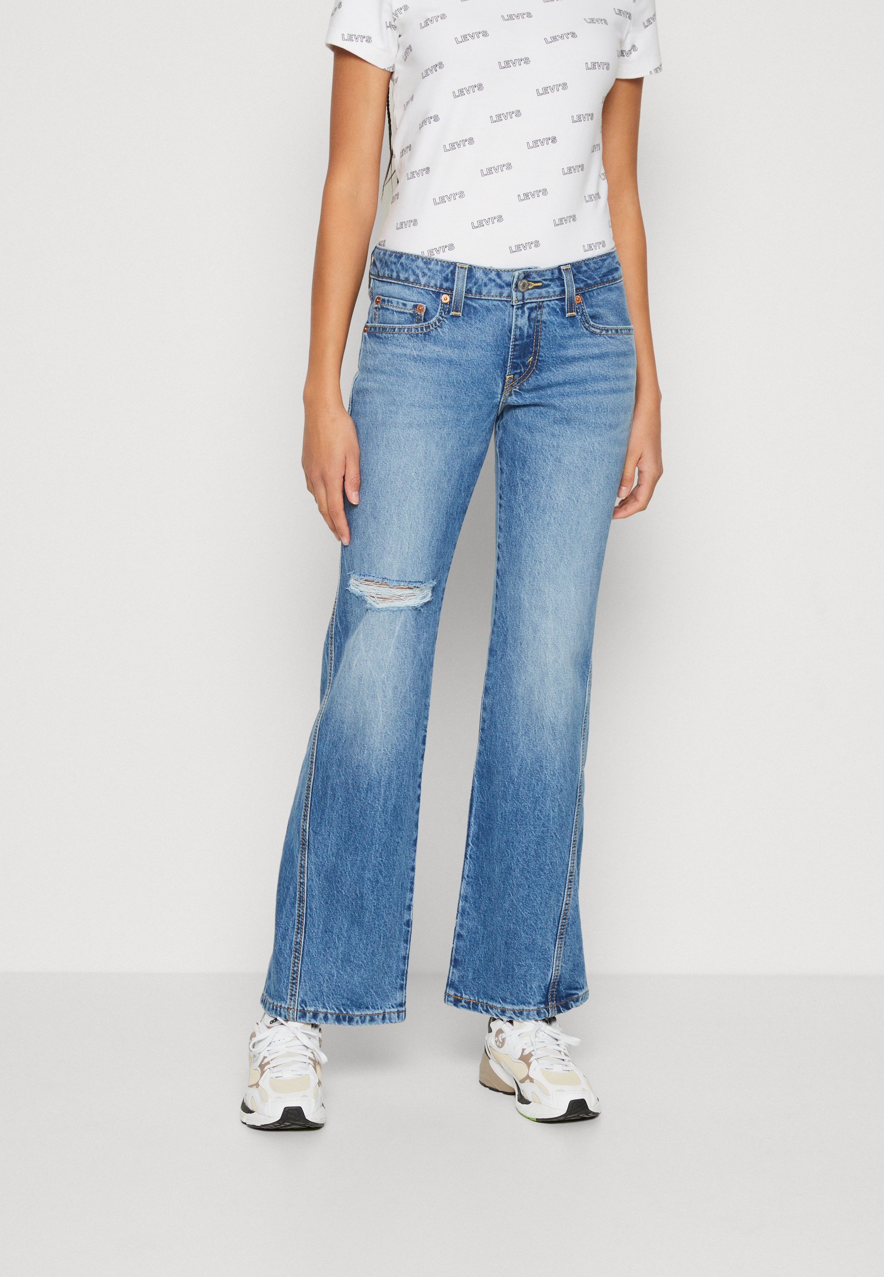 Levi's® NOUGHTIES BOOT - Bootcut jeans - see no more/destroyed denim