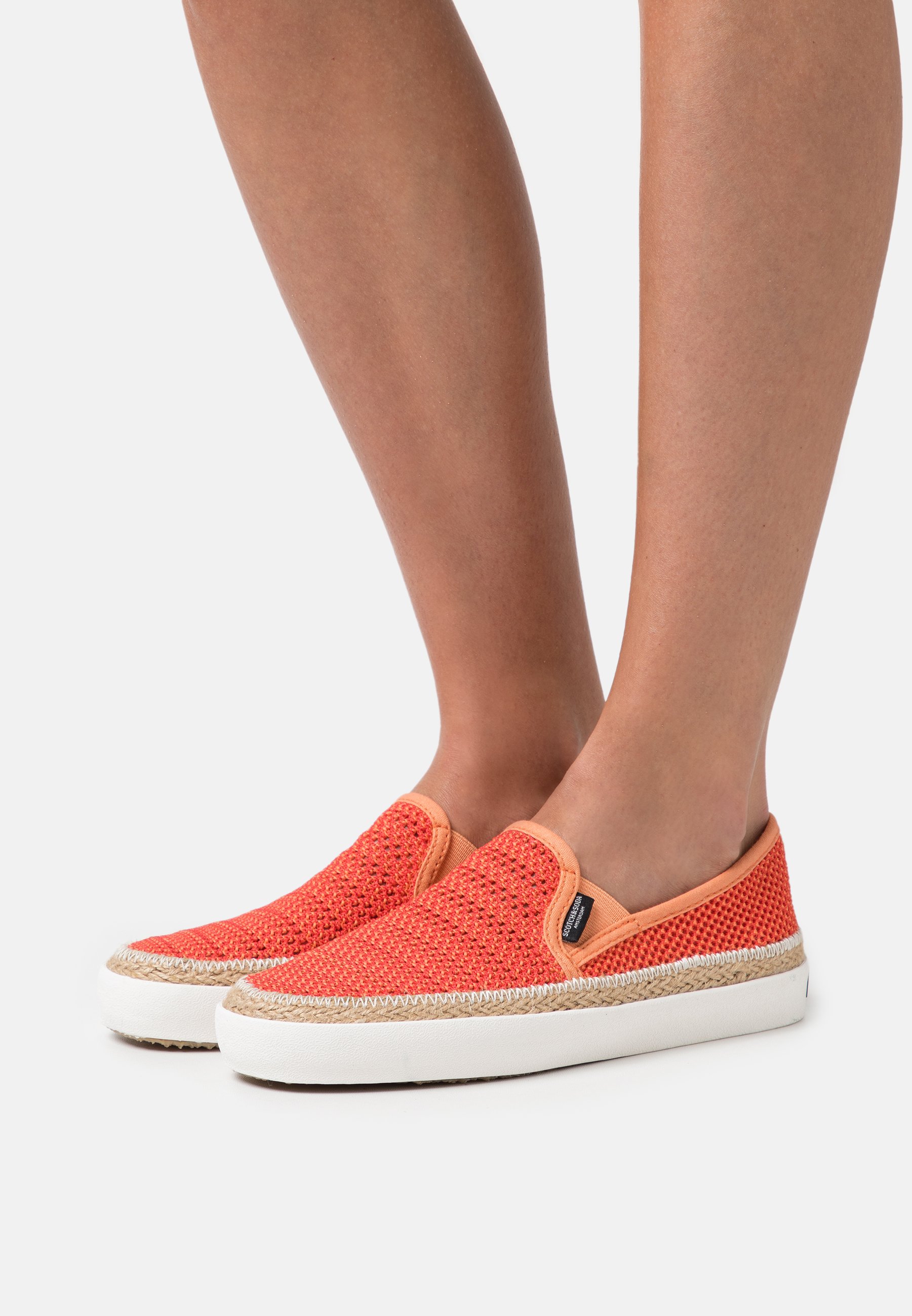 Scotch & Soda IZOMI  - Slip-ons - coral pink/coral