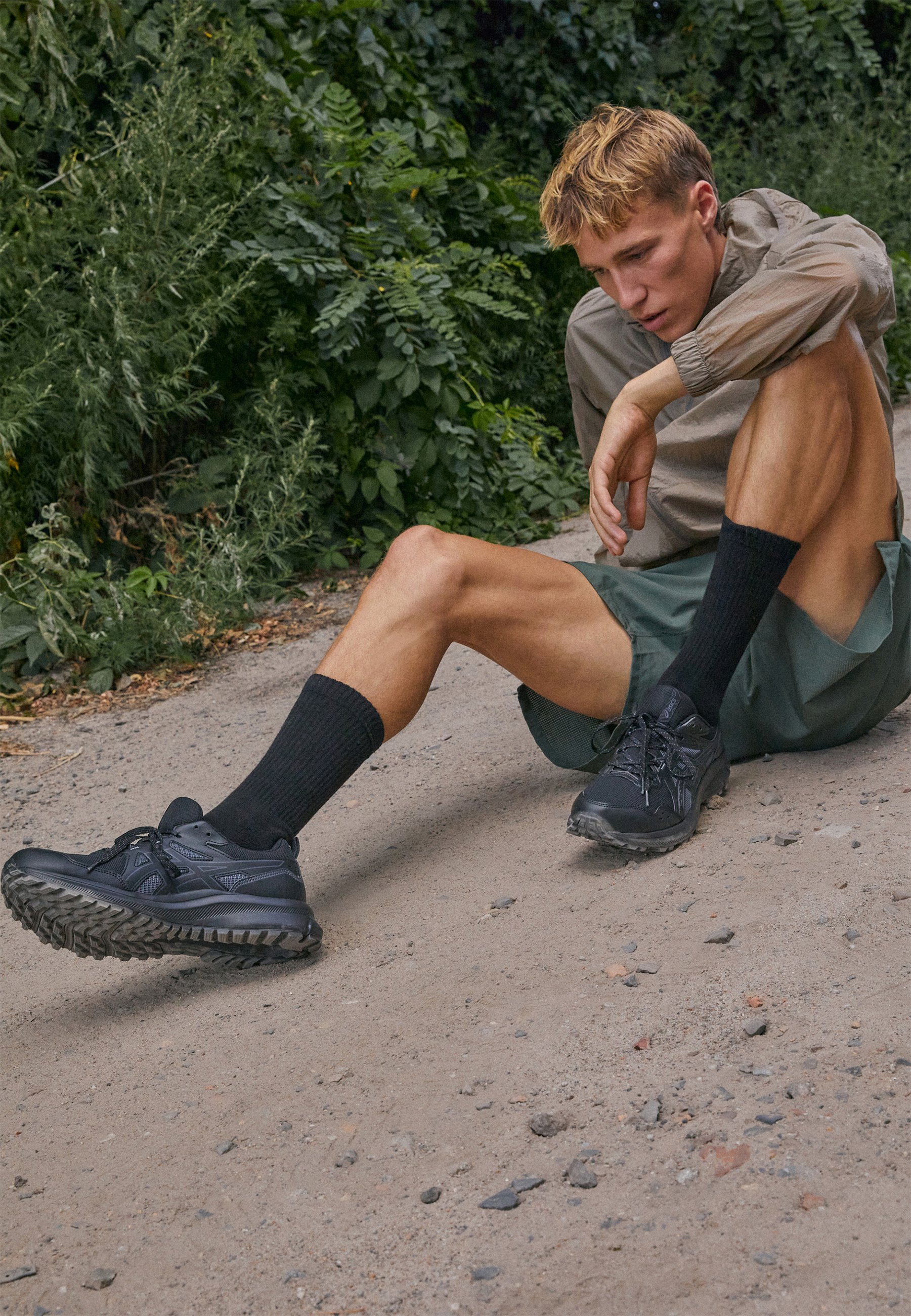 ASICS TRAIL SCOUT 3 - Trail running shoes - black