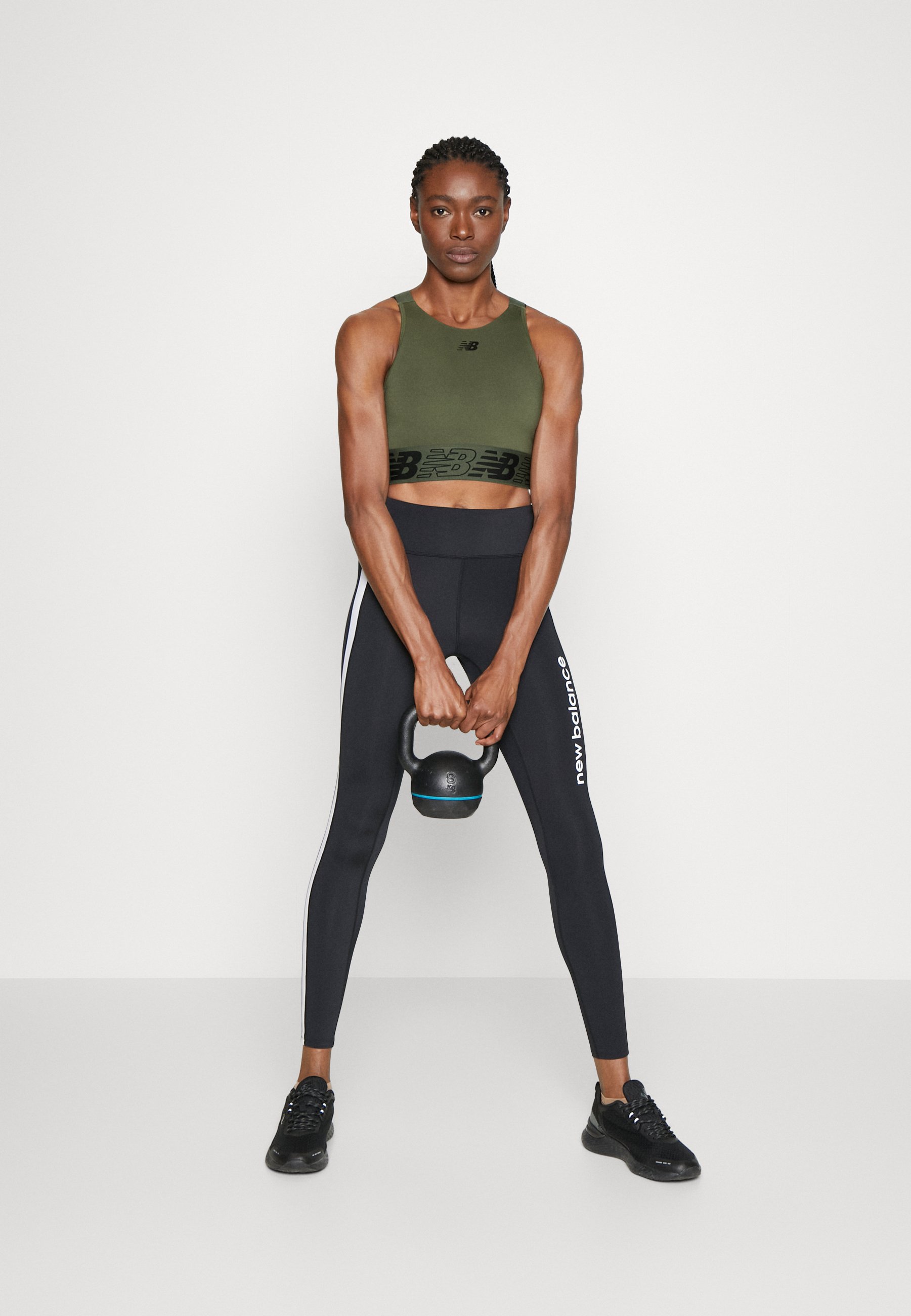 NB RELENTLESS CROP BRA - Medium support sports bra - deep olive green/olive