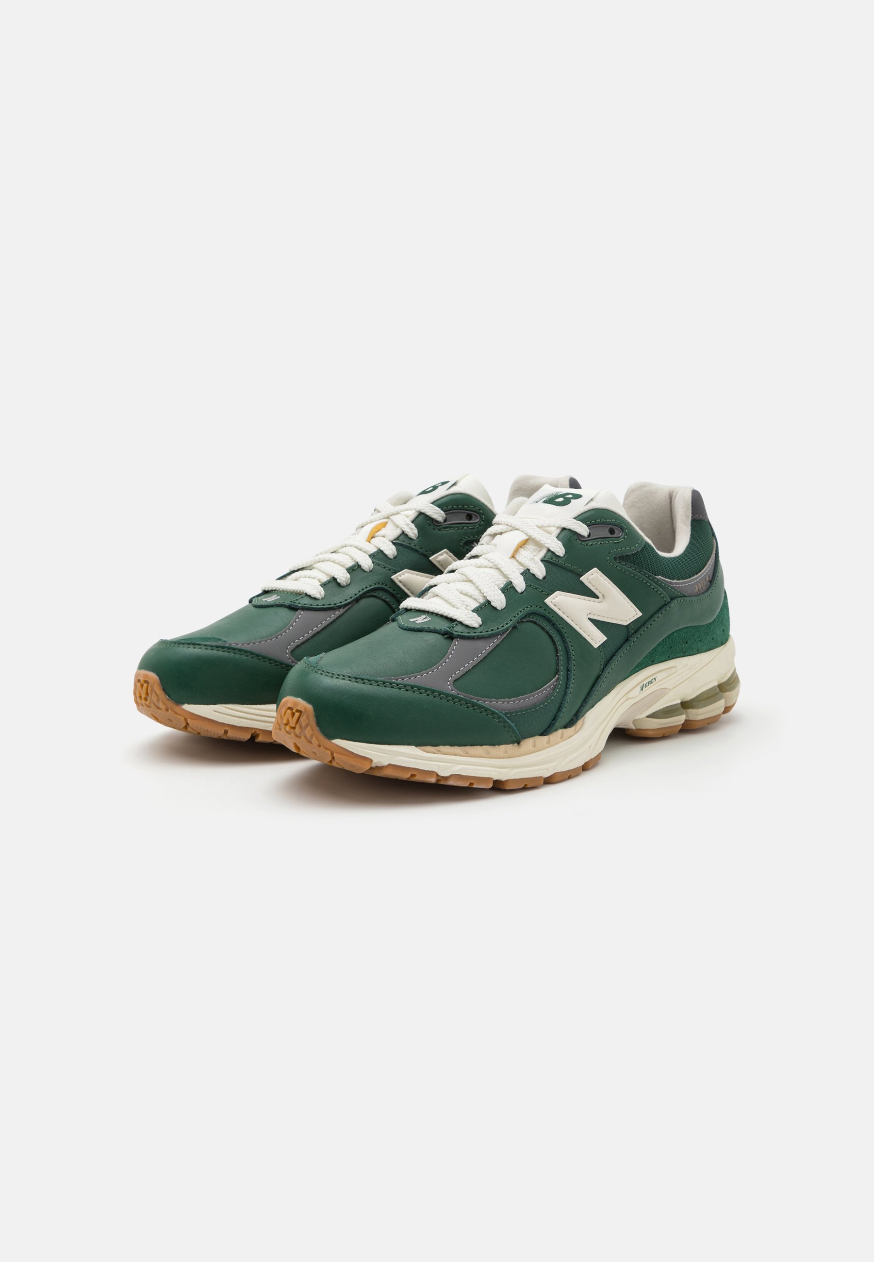 NB 2002 UNISEX - Trainers - nightwatch green/dark green