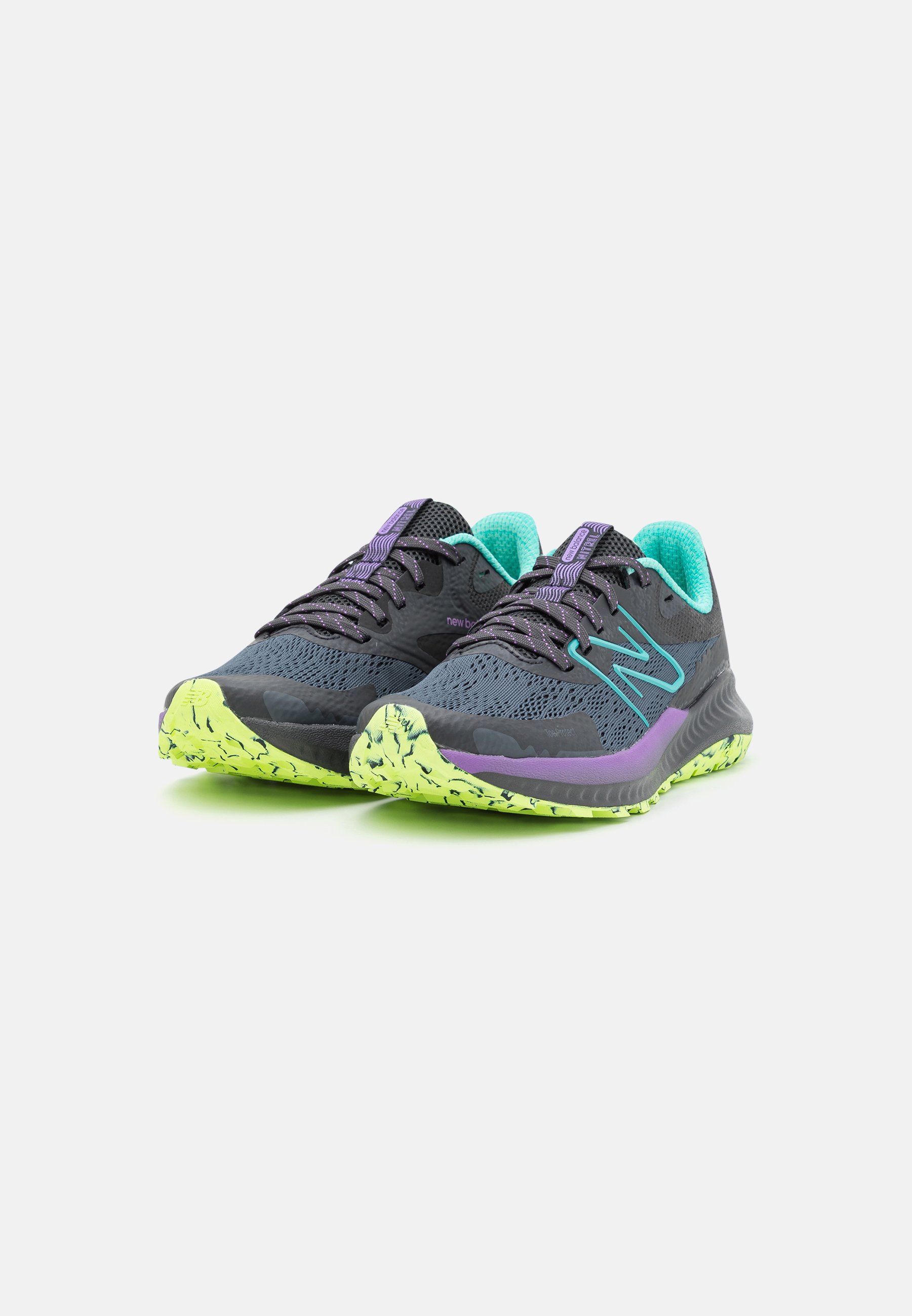 NB DYNASOFT NITREL V5 - Trail running shoes - magnet/green/green