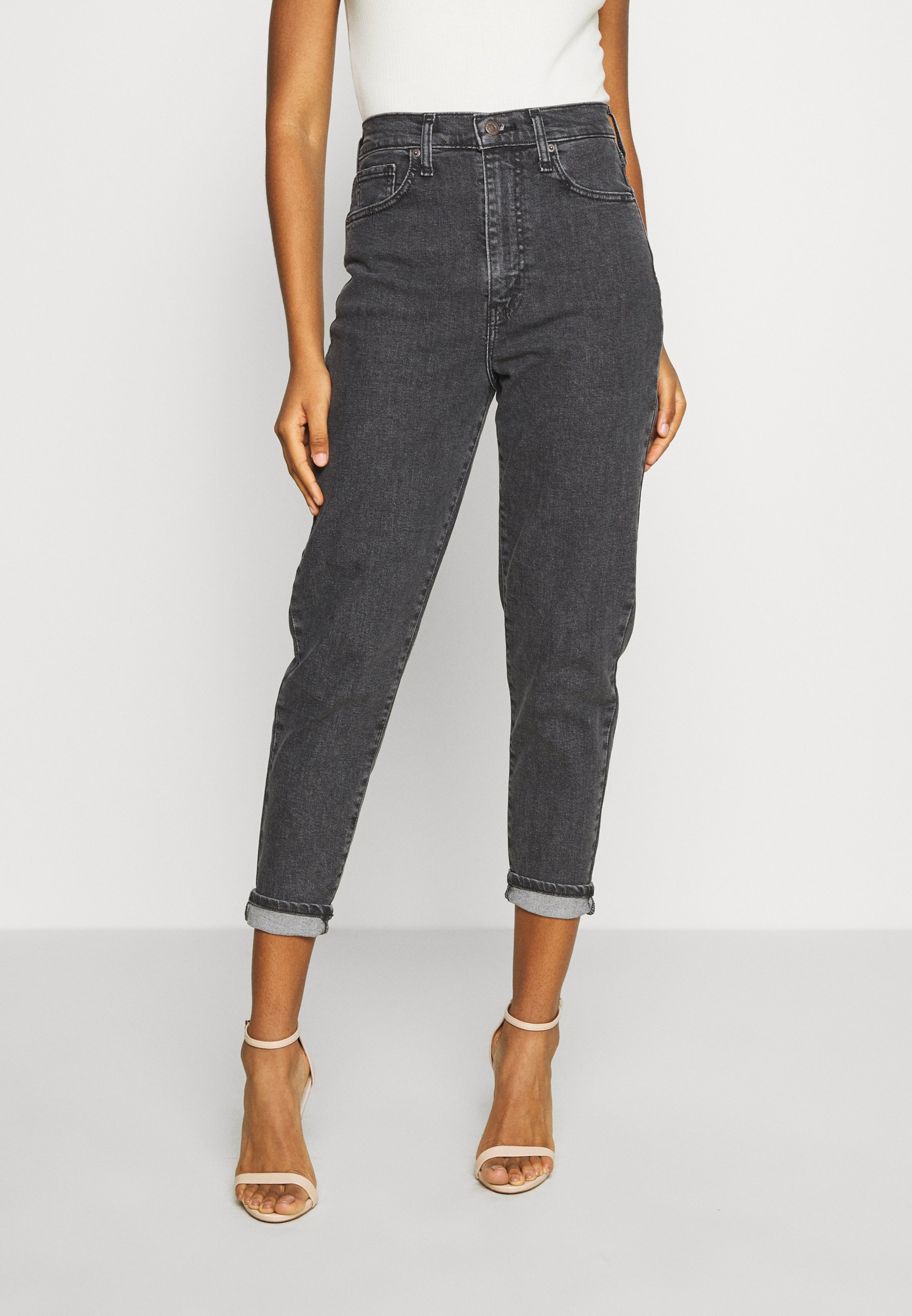 Levi's® HIGH WAISTED MOM - Jeans Tapered Fit - black denim/black