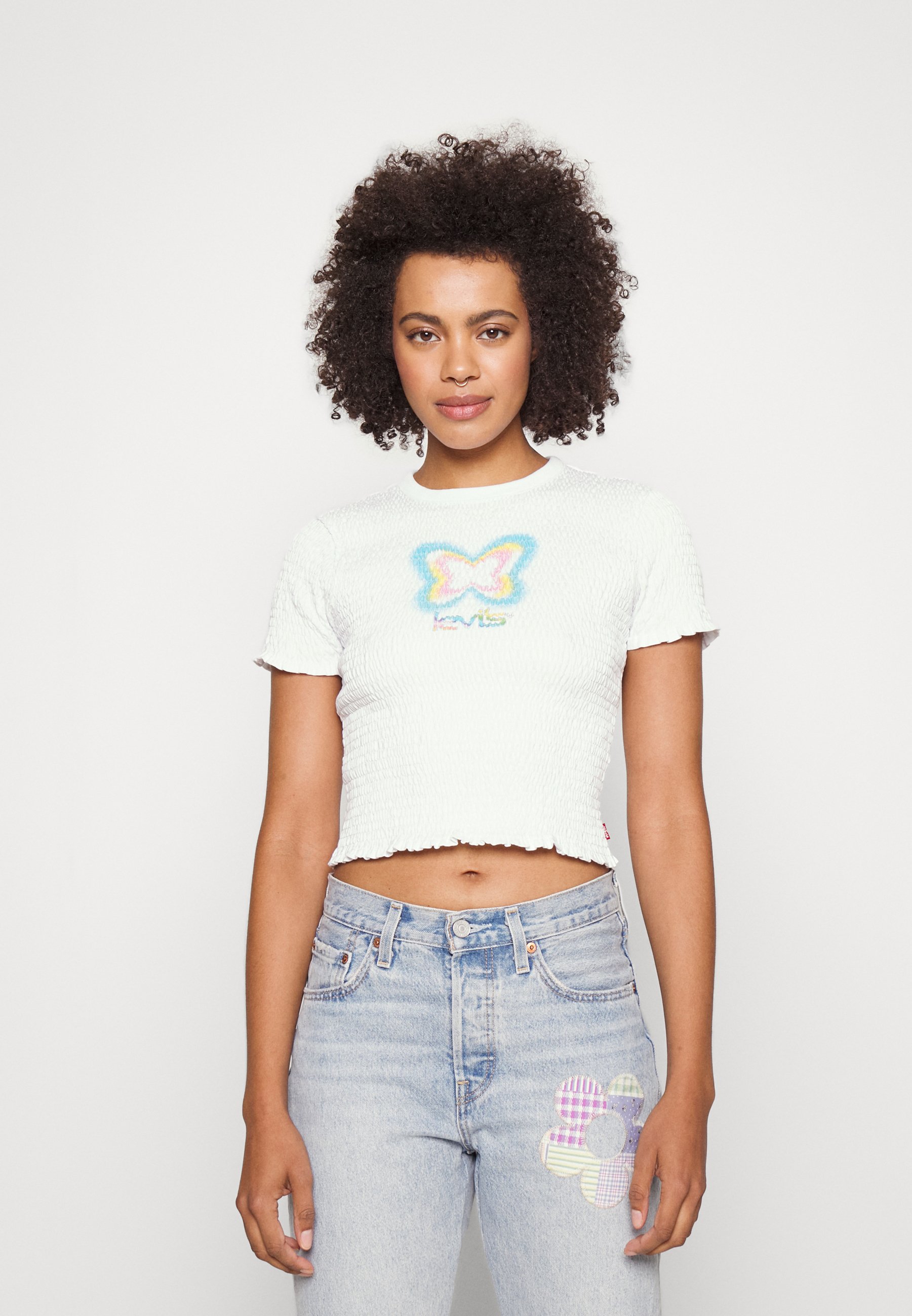 Levi's® GRAPHIC POPCORN TEE - Print T-shirt - neutrals/white
