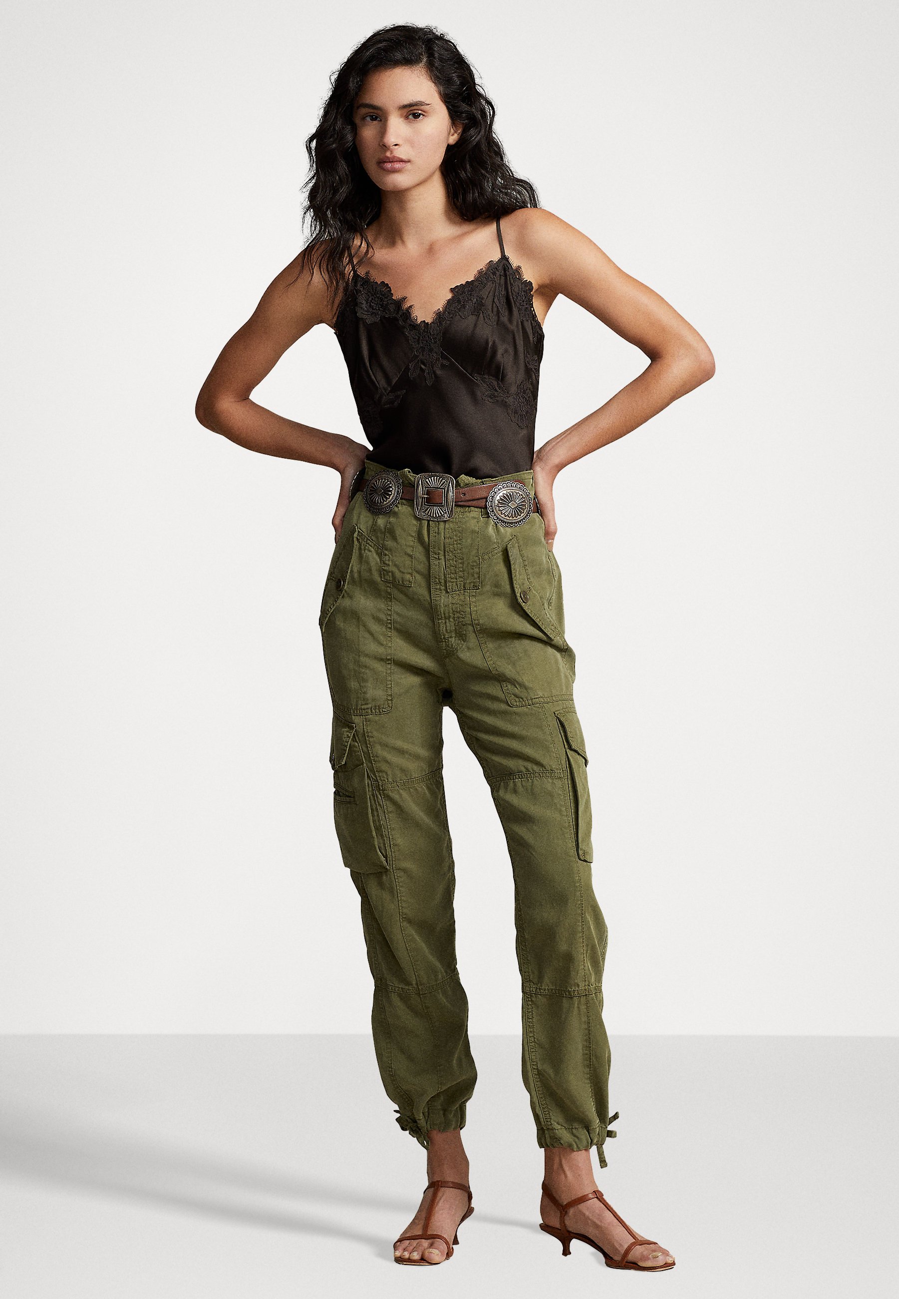 Polo Ralph Lauren ANKLE FLAT FRONT - Cargo trousers - new olive/olive