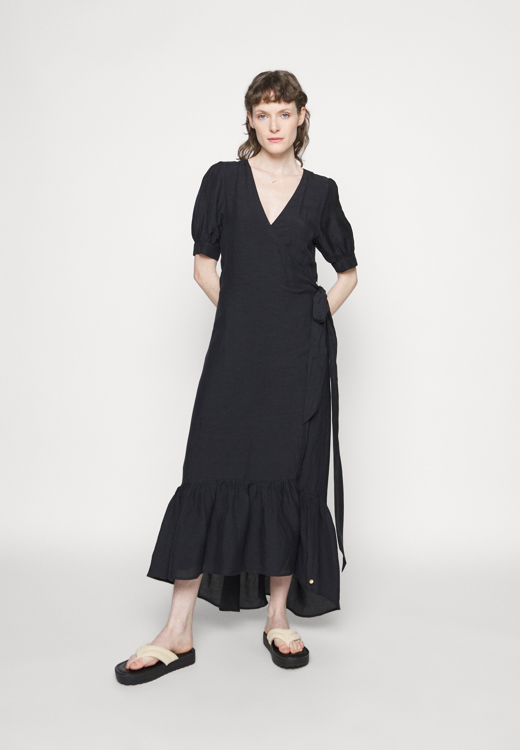 Scotch & Soda DRESS WITH VNECK - Maxi dress - black