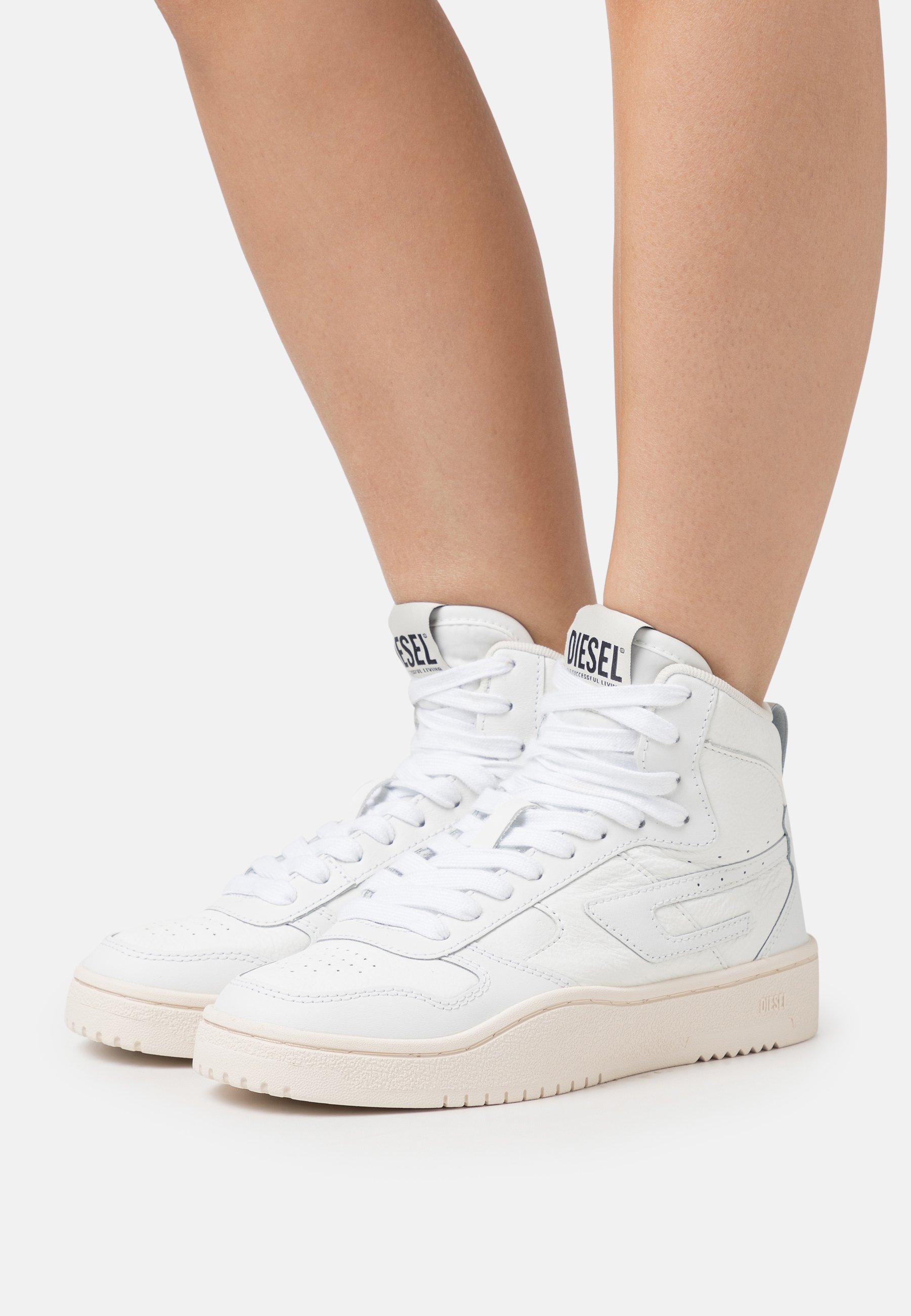 Diesel S-UKIYO V2 MID W - High-top trainers - white