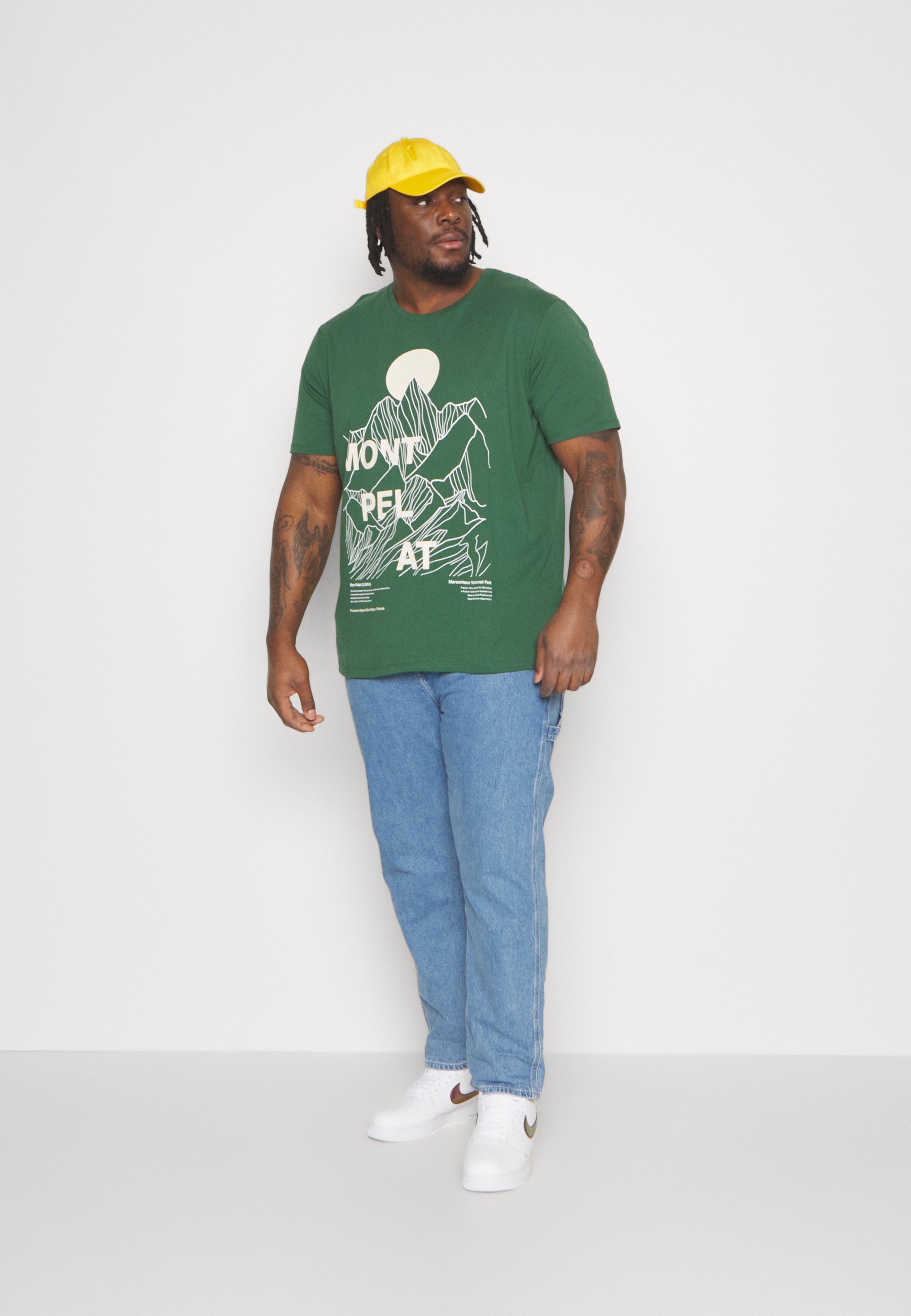 Jack &Jones JORMONTPELAT TEE - Print T-shirt - dark green