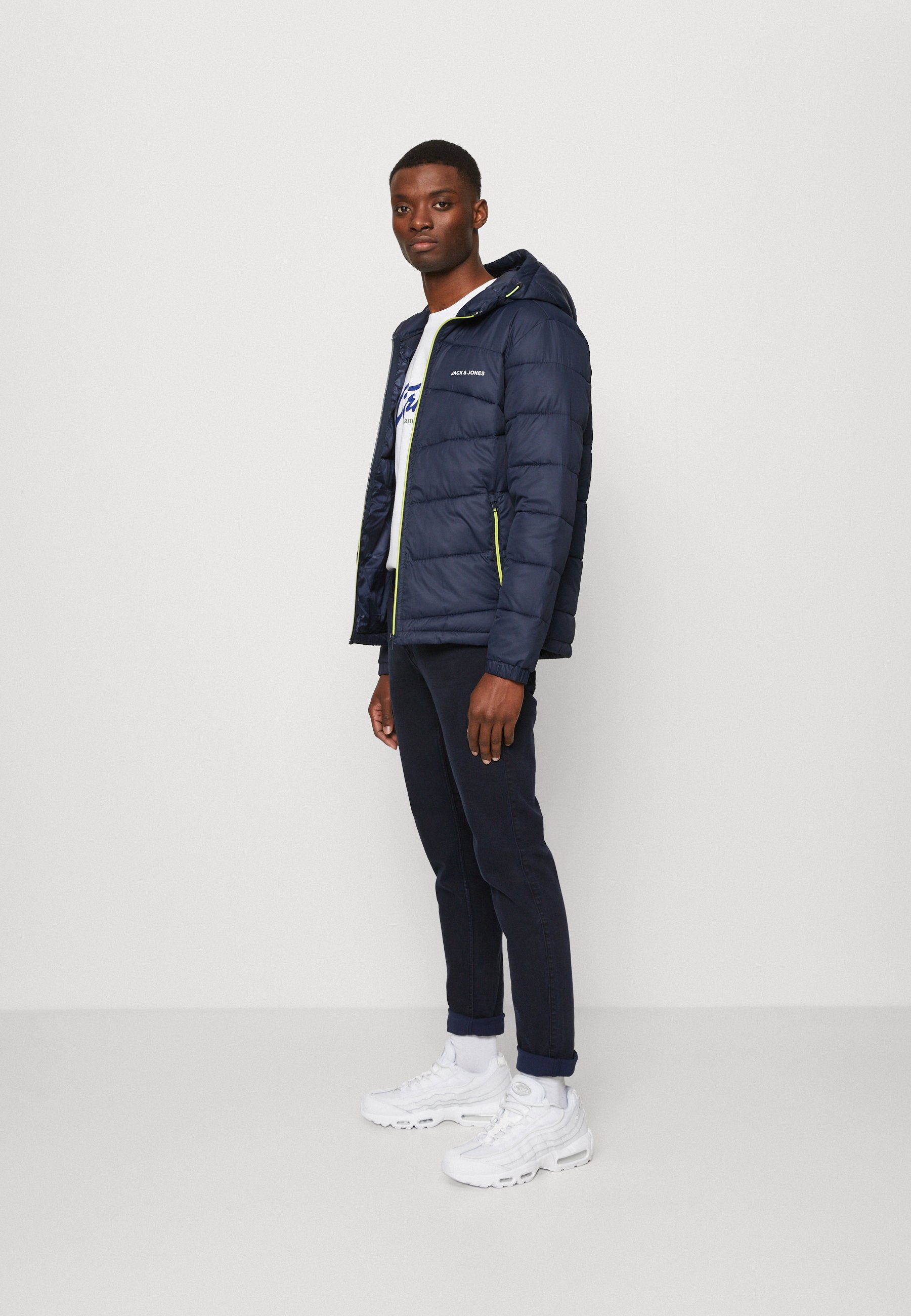 Jack &Jones JJGLOBUS LIGHT PUFFER - Light jacket - navy blazer/dark blue