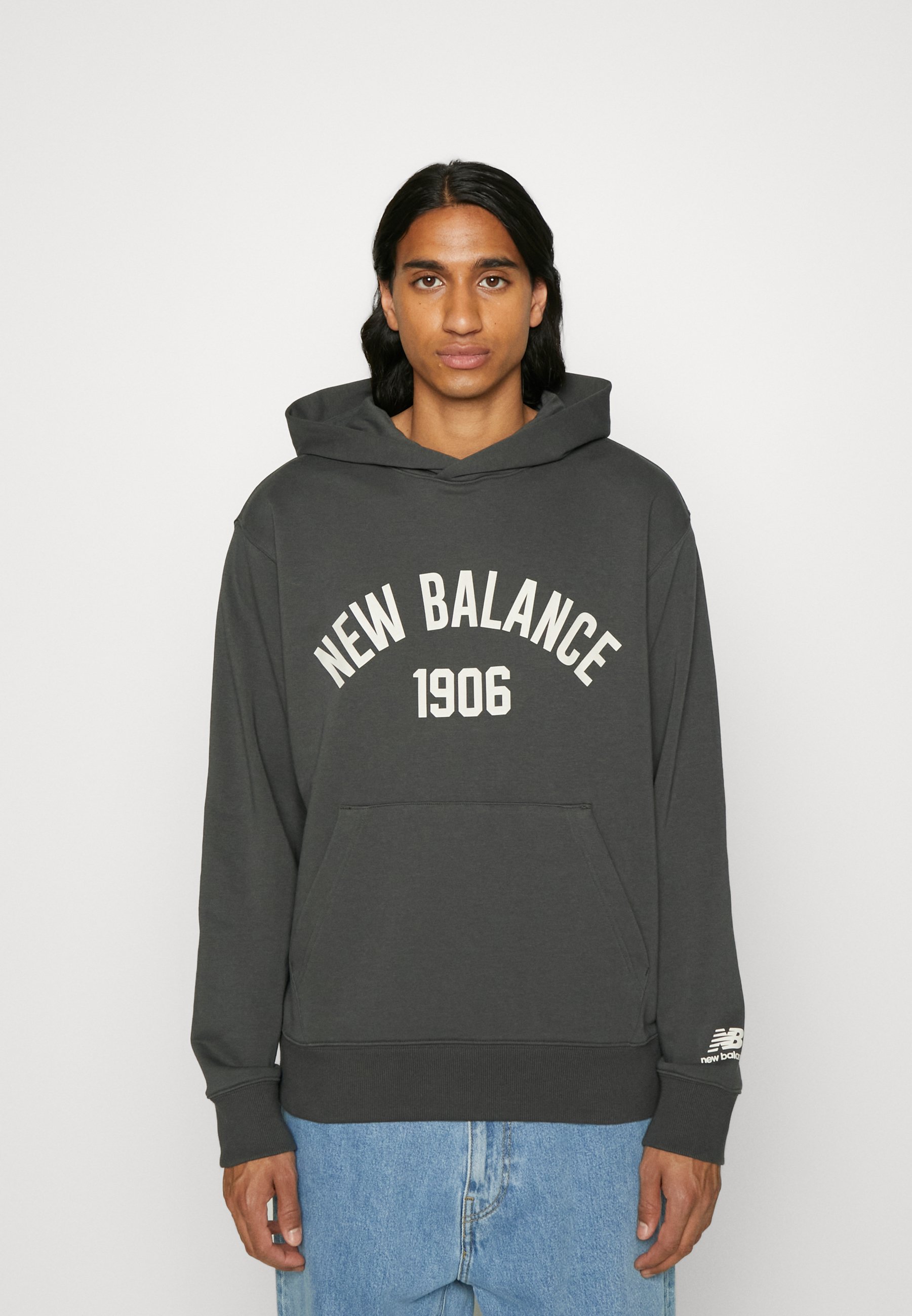 NB ESSENTIALS VARSITY HOODIE - Hoodie - black