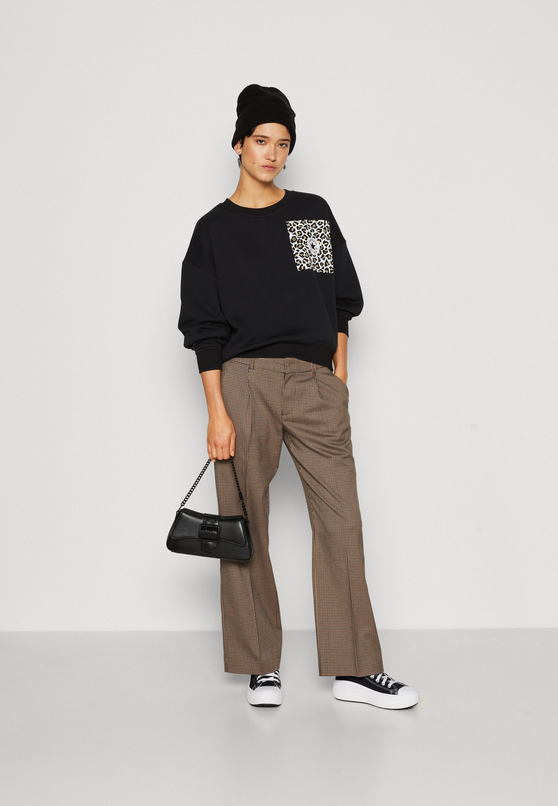 Converse LEOPARD CREW SWEATER - Sweatshirt - black